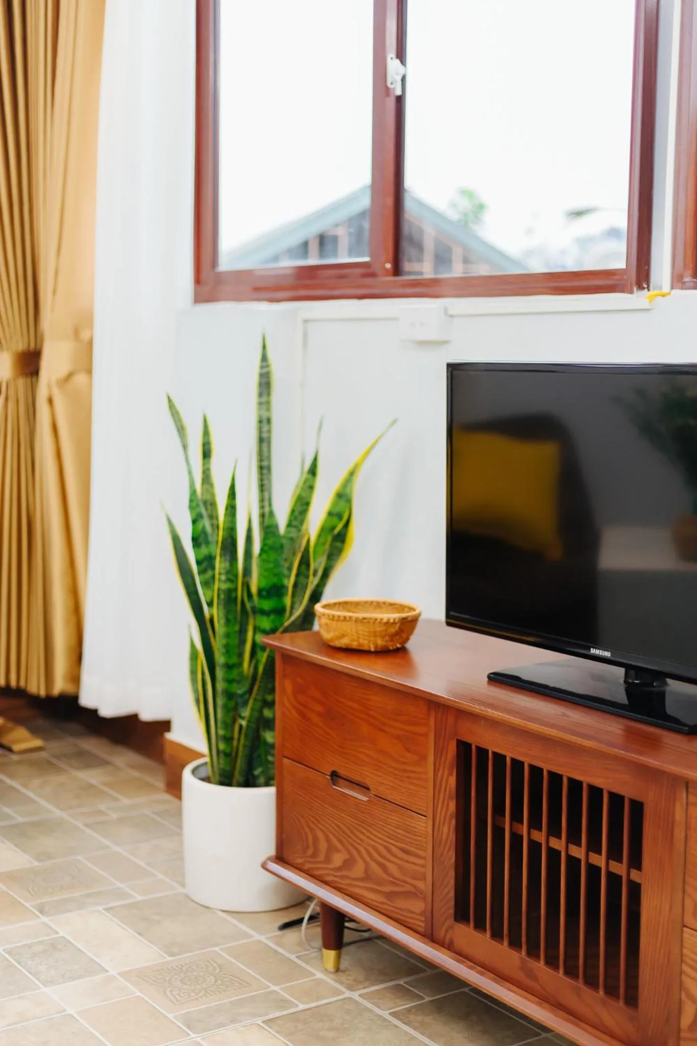 TV and multimedia in Sunstay Paradise