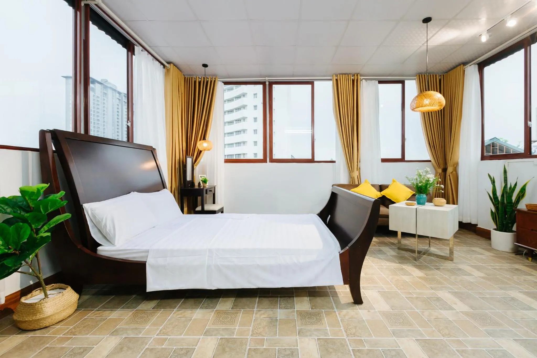Photo of the whole room in Sunstay Paradise