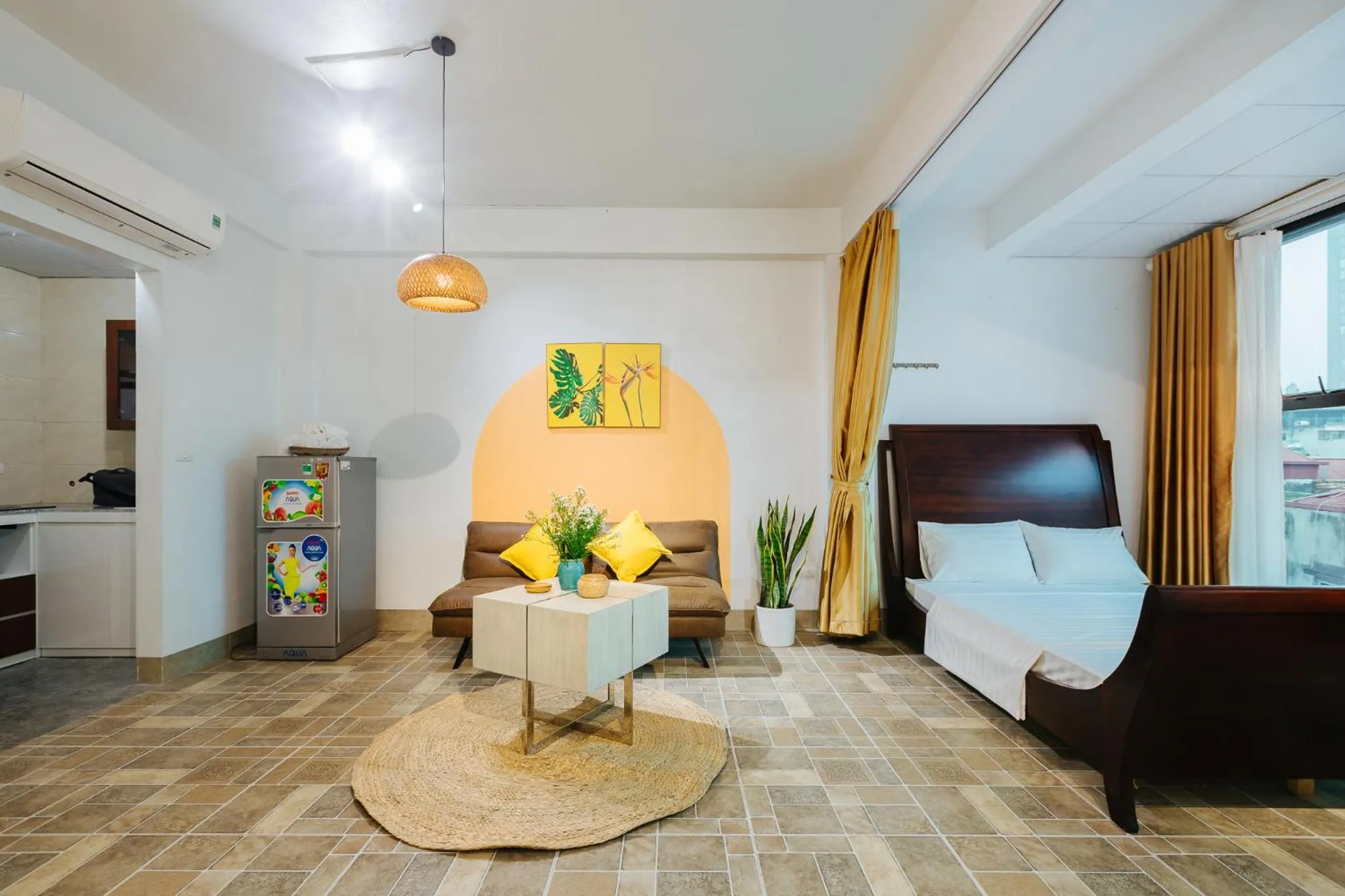 Photo of the whole room in Sunstay Paradise