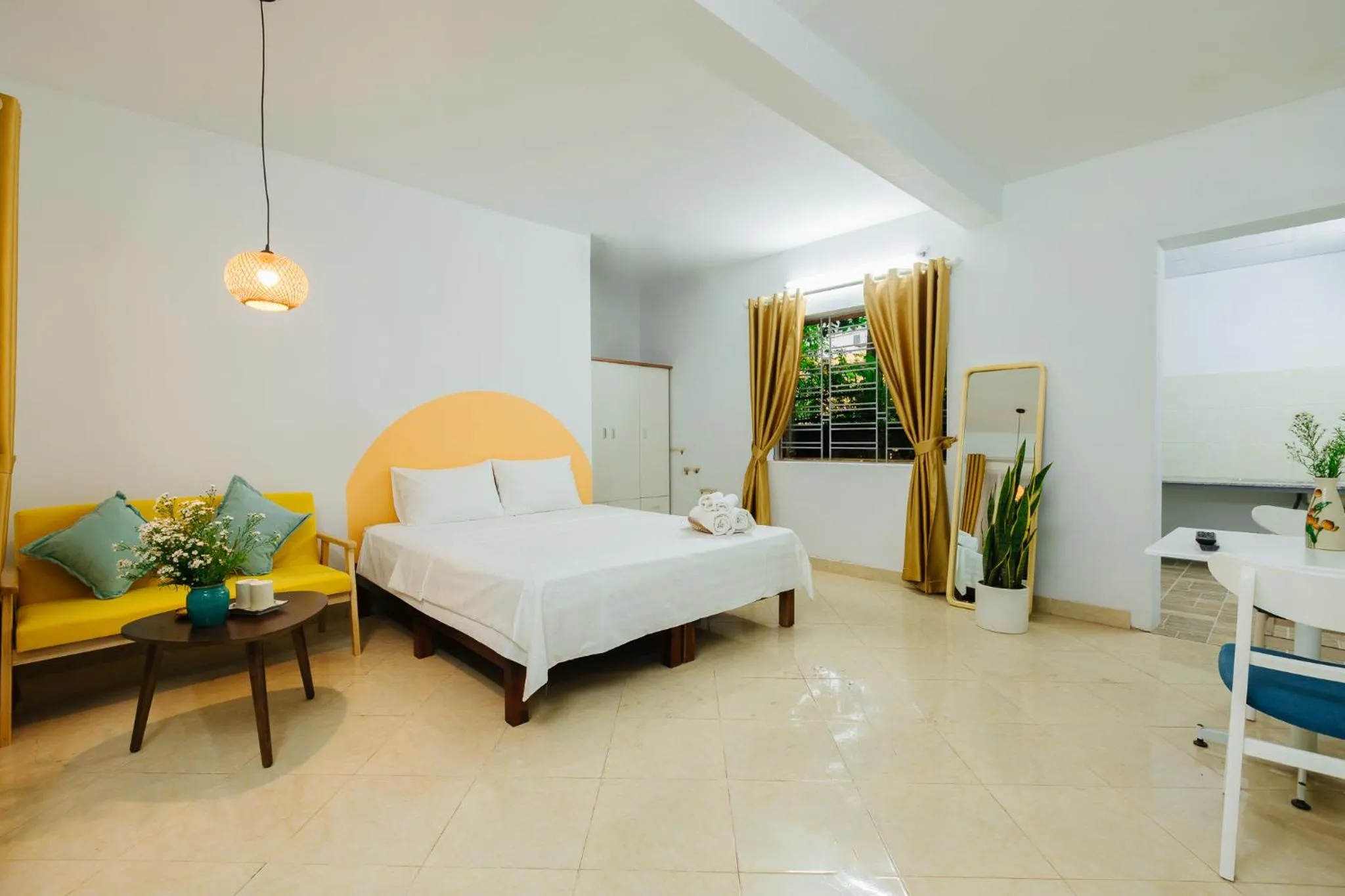 Photo of the whole room in Sunstay Paradise