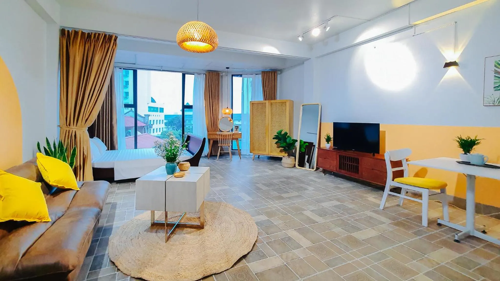 Photo of the whole room in Sunstay Paradise