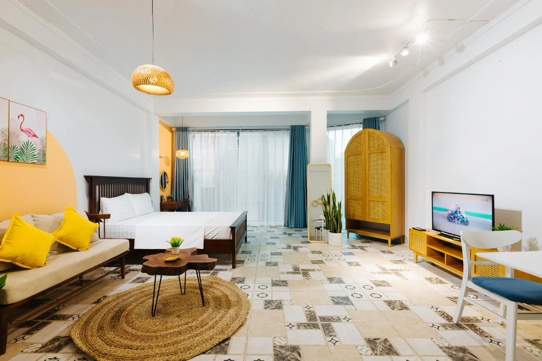 Photo of the whole room in Sunstay Paradise