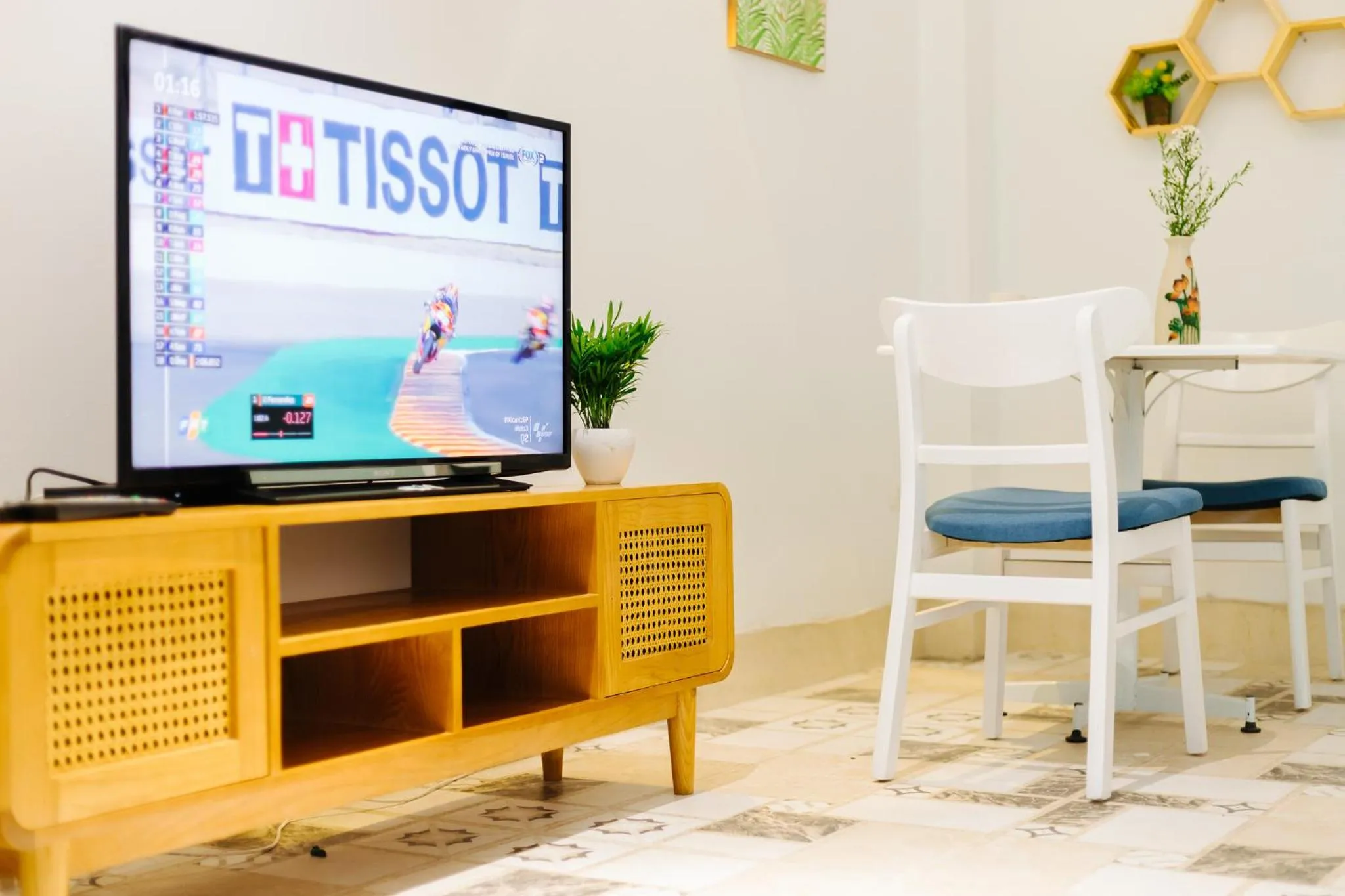 TV and multimedia in Sunstay Paradise