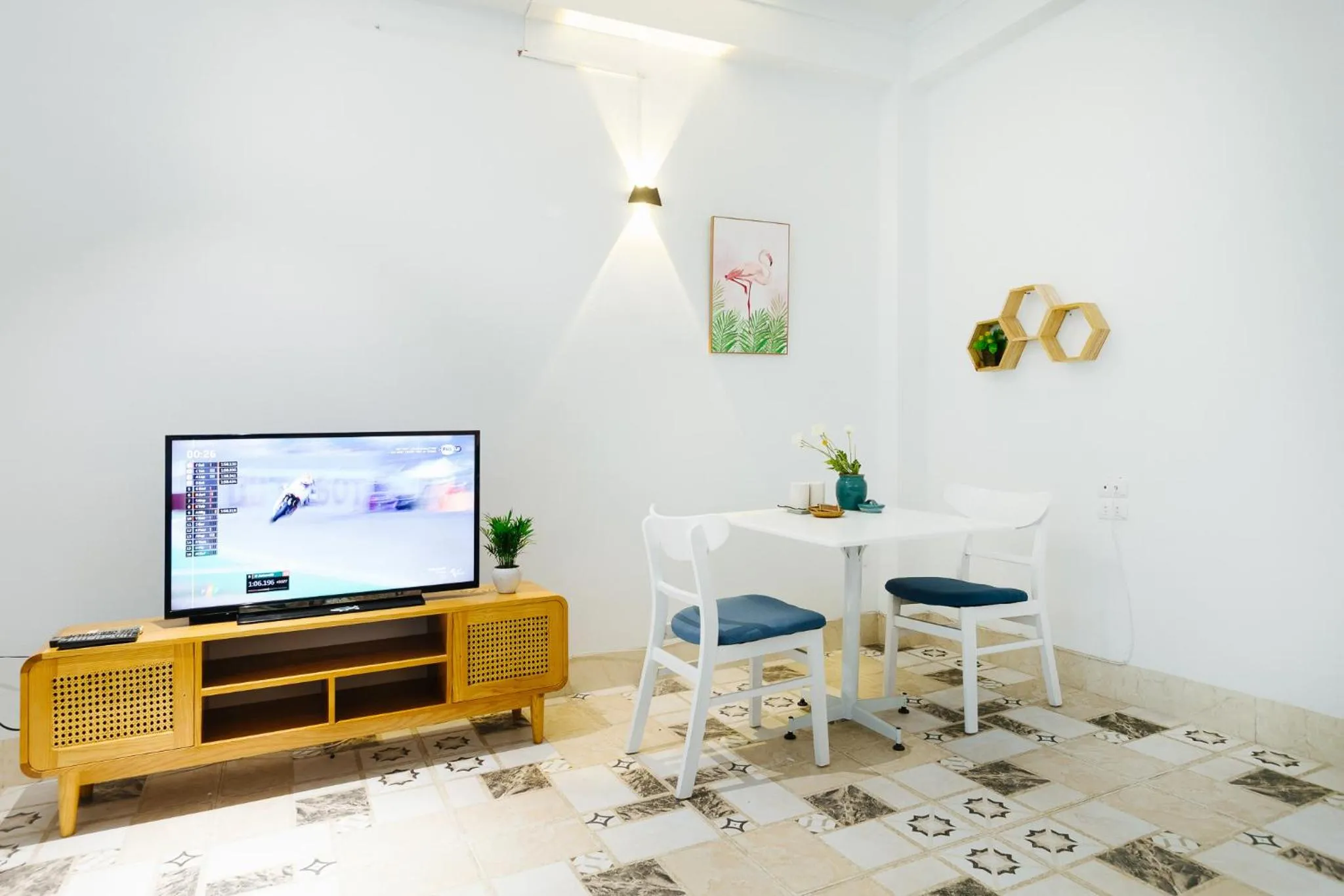 TV and multimedia in Sunstay Paradise