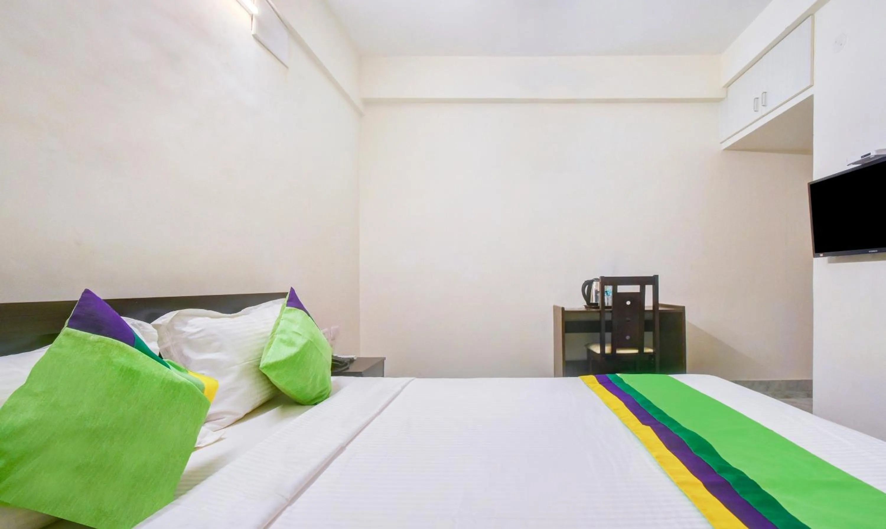 Bedroom, Bed in Treebo Eco Stay Nandanam