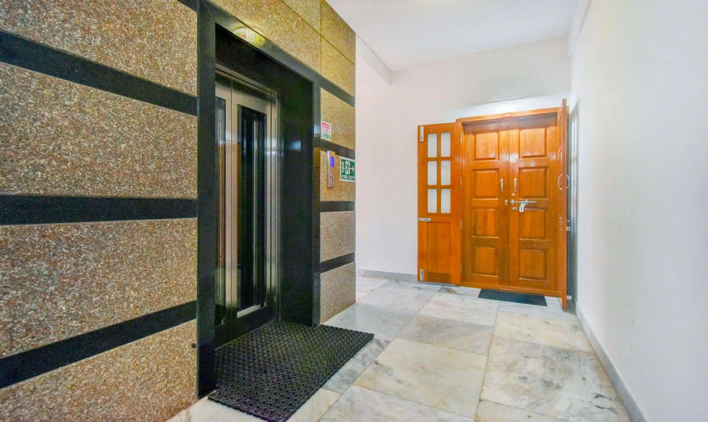 elevator in Treebo Eco Stay Nandanam