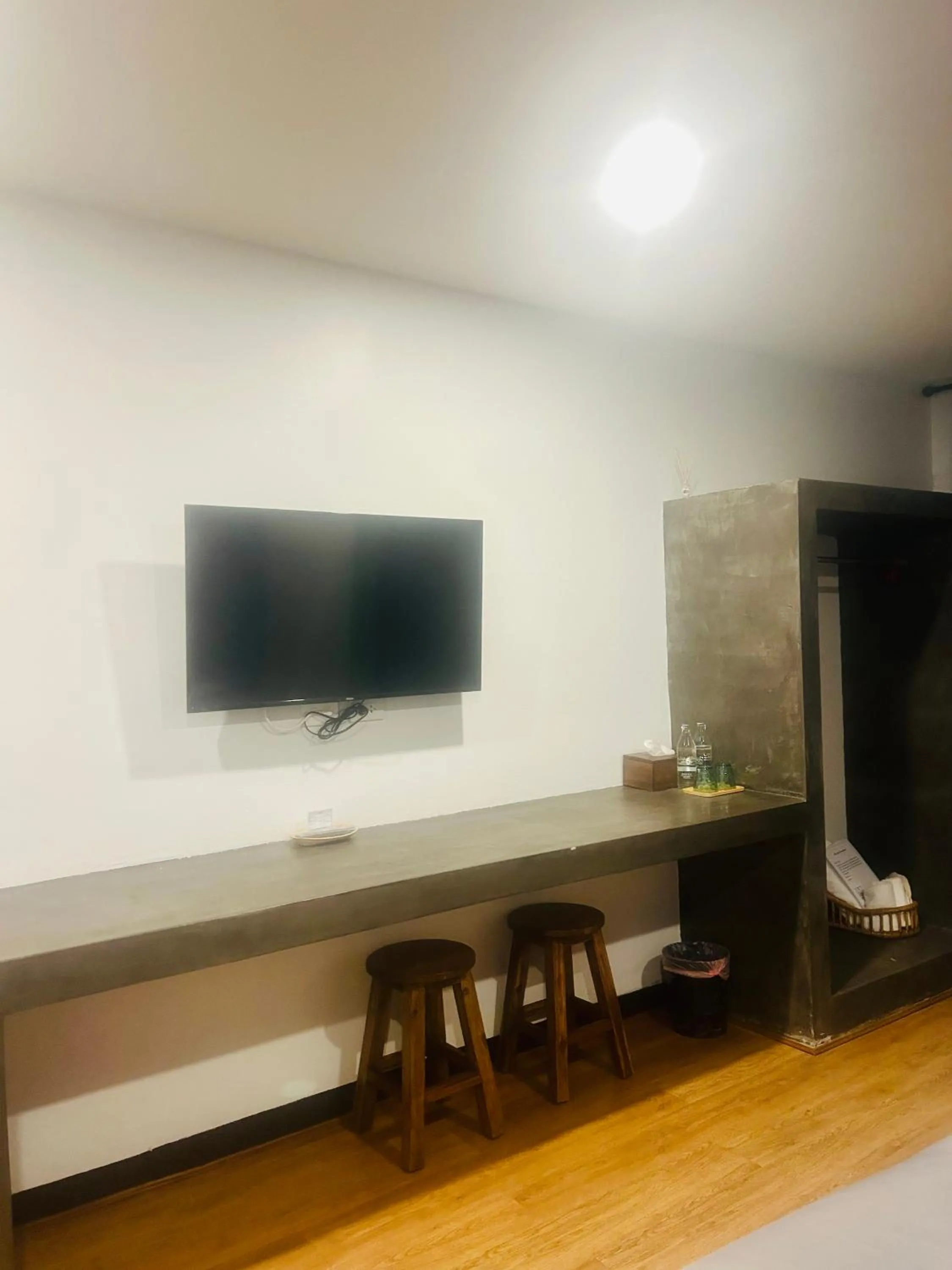 hair dresser in Chern Chiangmai Boutique Hotel