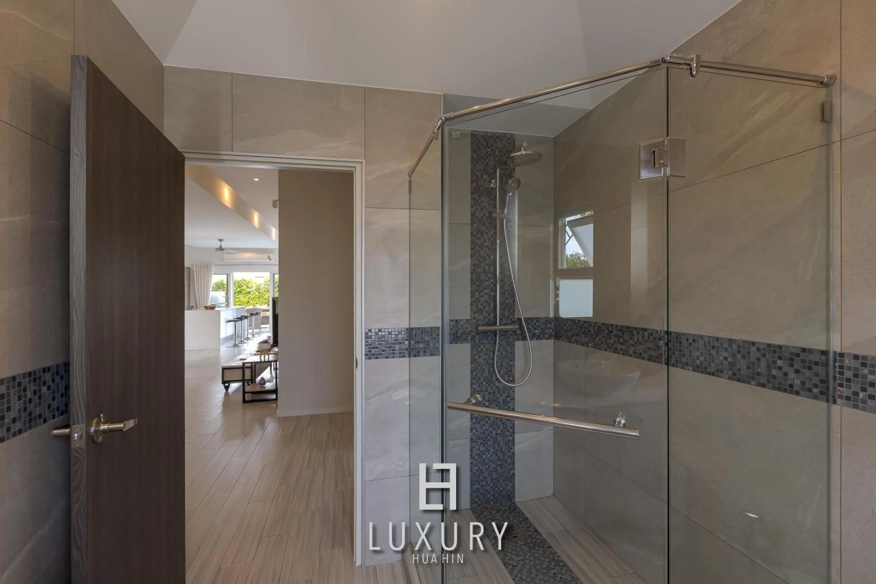 Modern 3 Bedroom Private Pool Villa - MP67