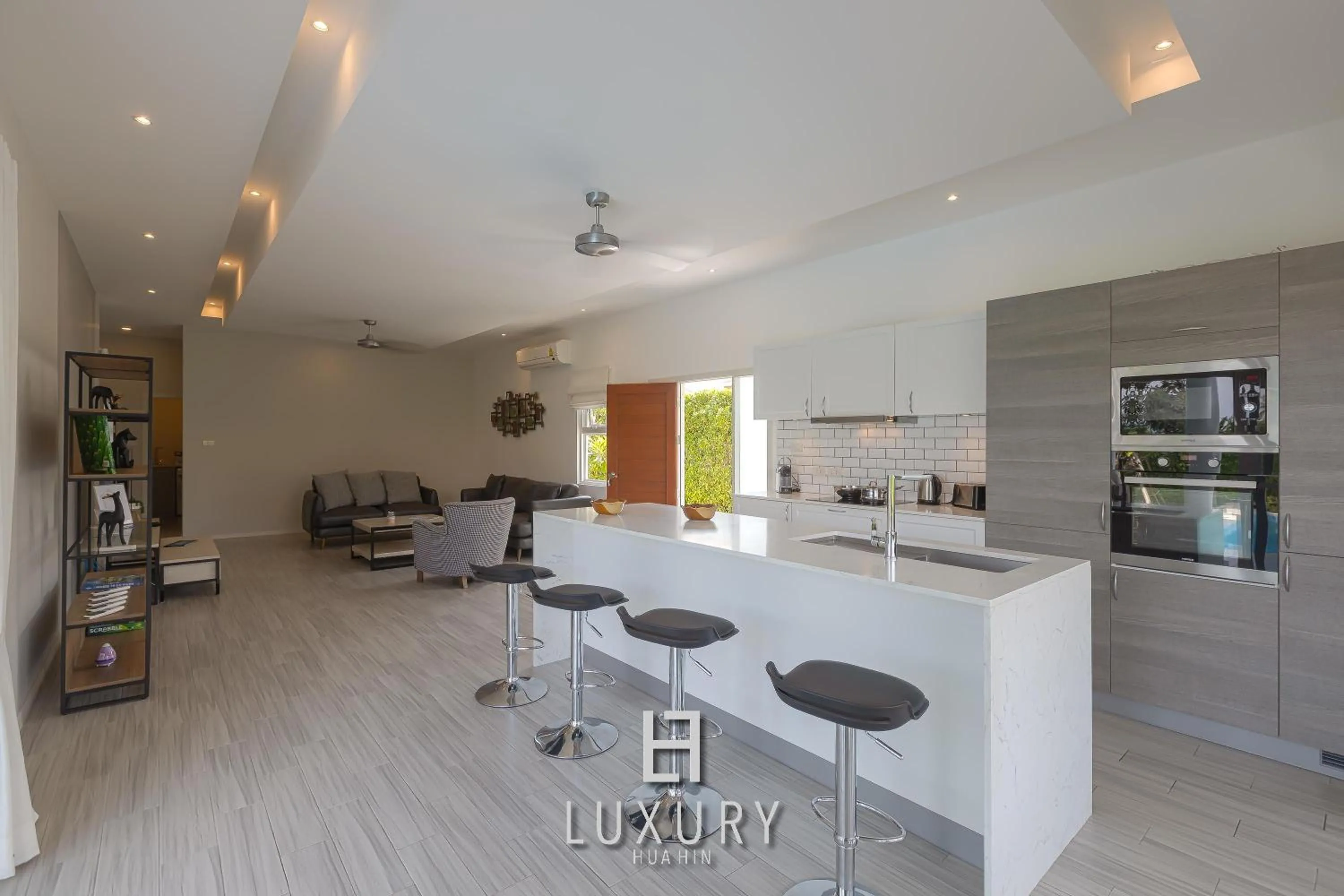 Modern 3 Bedroom Private Pool Villa - MP67