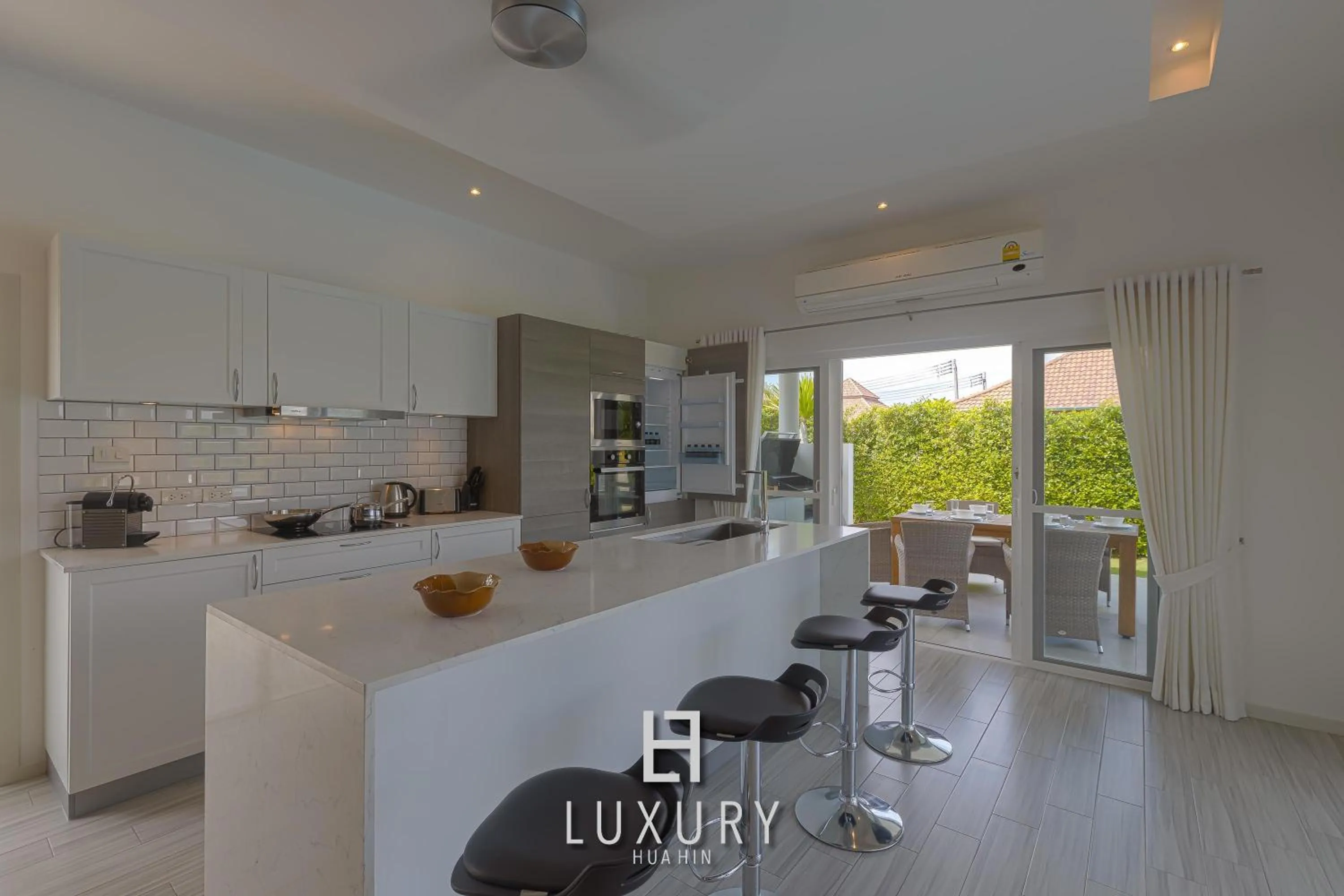 Modern 3 Bedroom Private Pool Villa - MP67