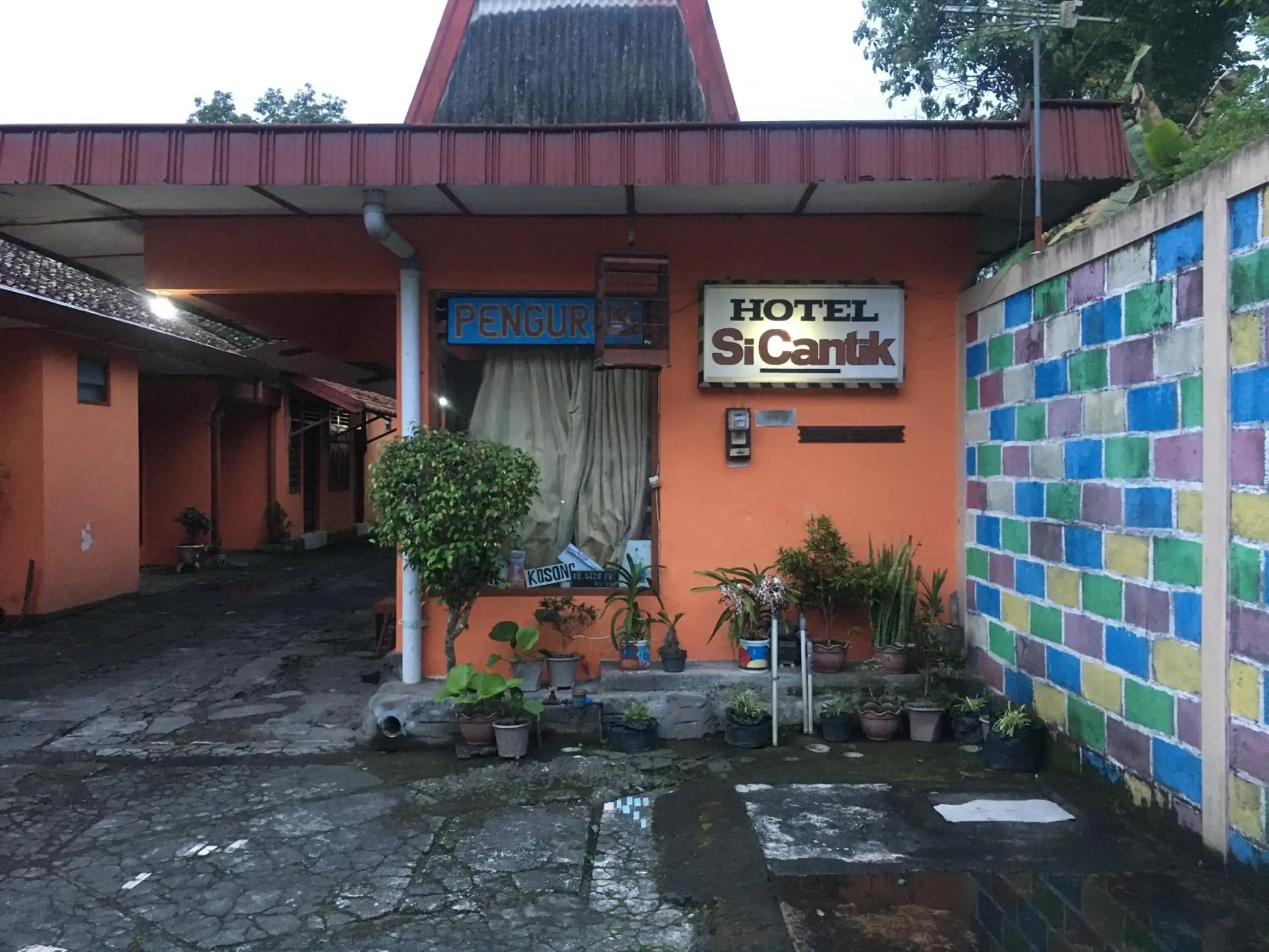 Property building in Hotel SiCantik Property building in Hotel SiCantik