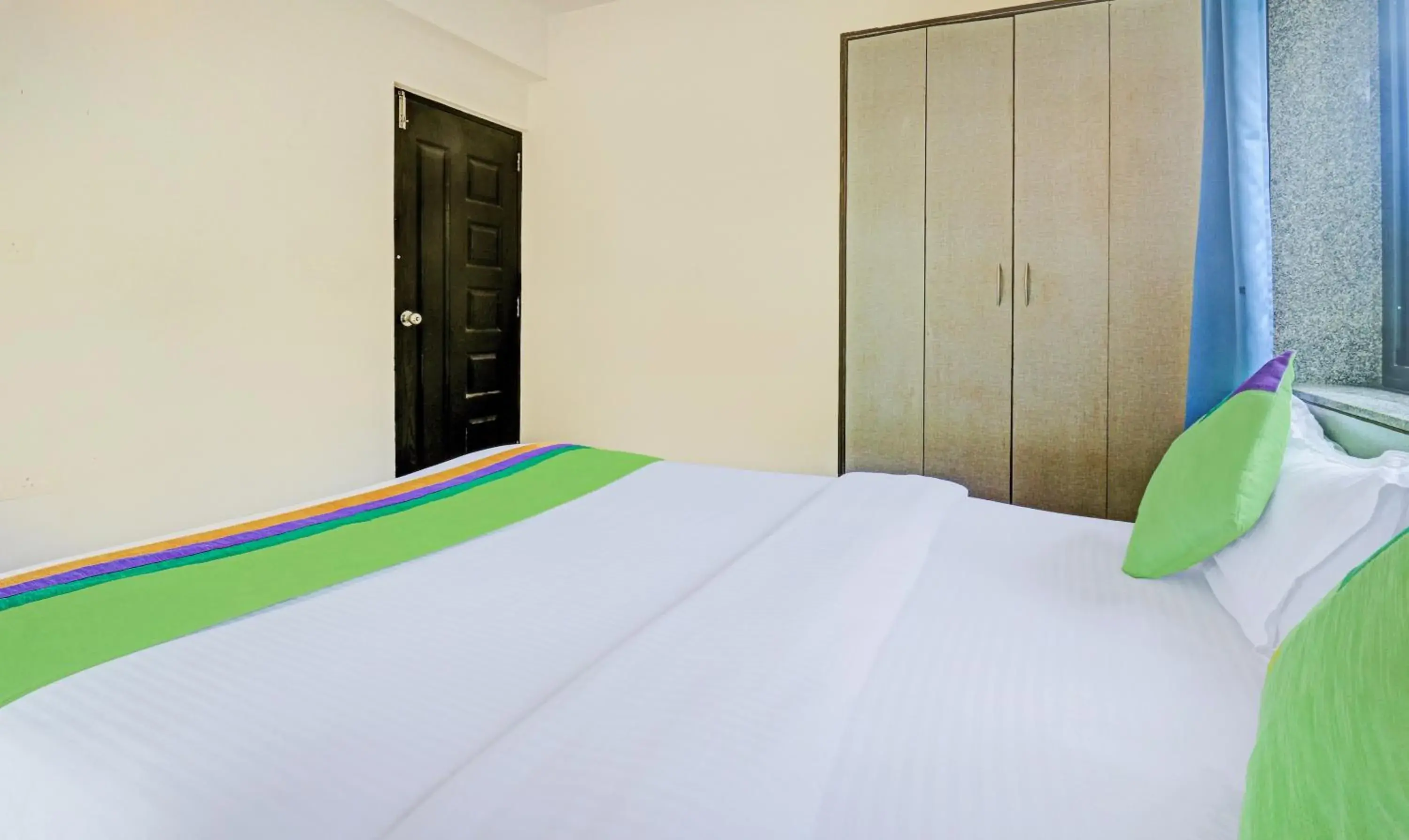 Bedroom, Bed in Treebo Aquamarine Arpora With Pool Bedroom, Bed in Treebo Aquamarine Arpora With Pool