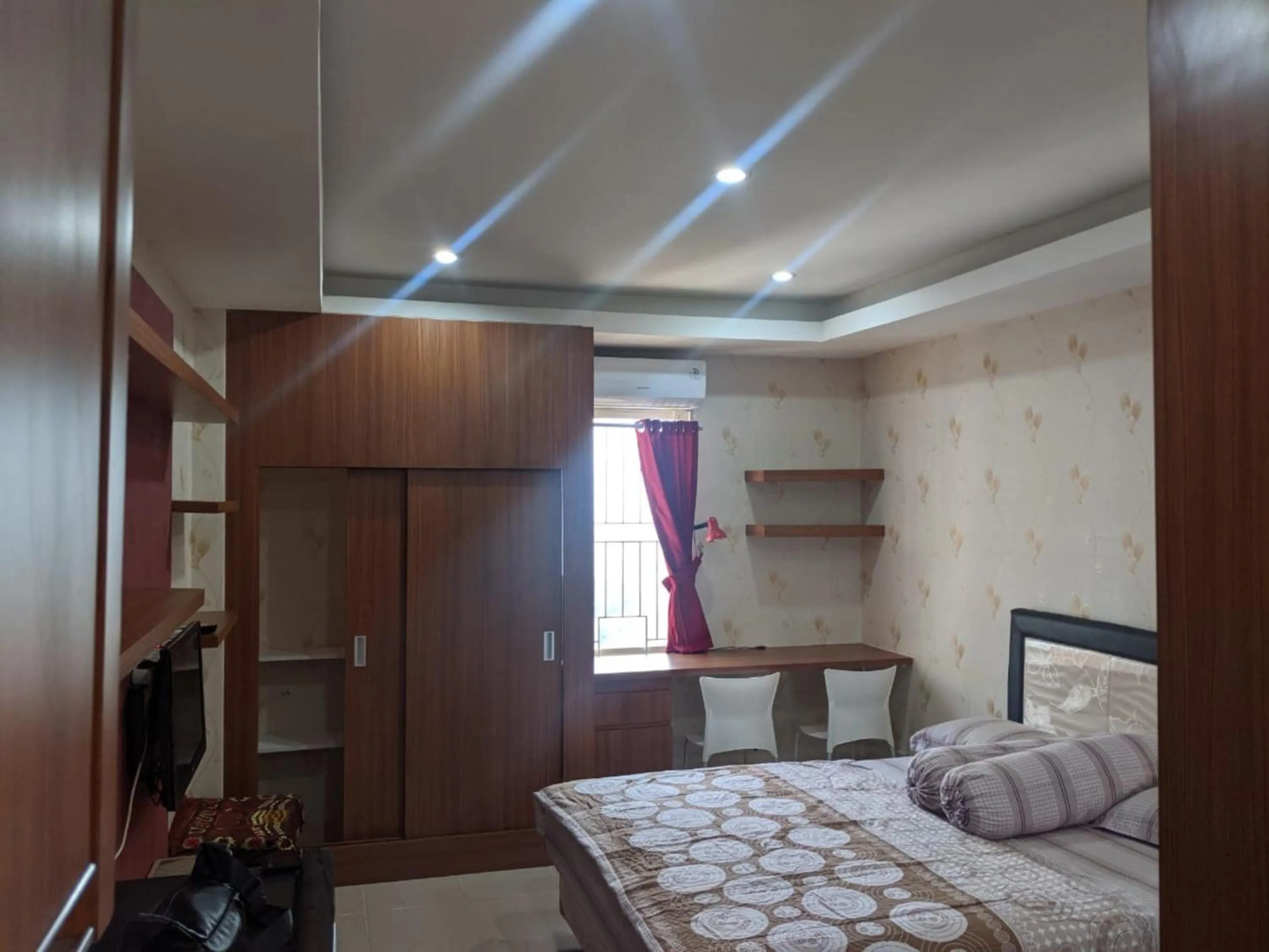 Bedroom in Pinewood Apartment by Vial