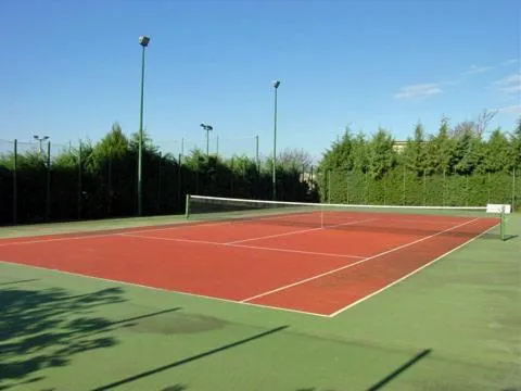 Tennis court in Villa Graziosa