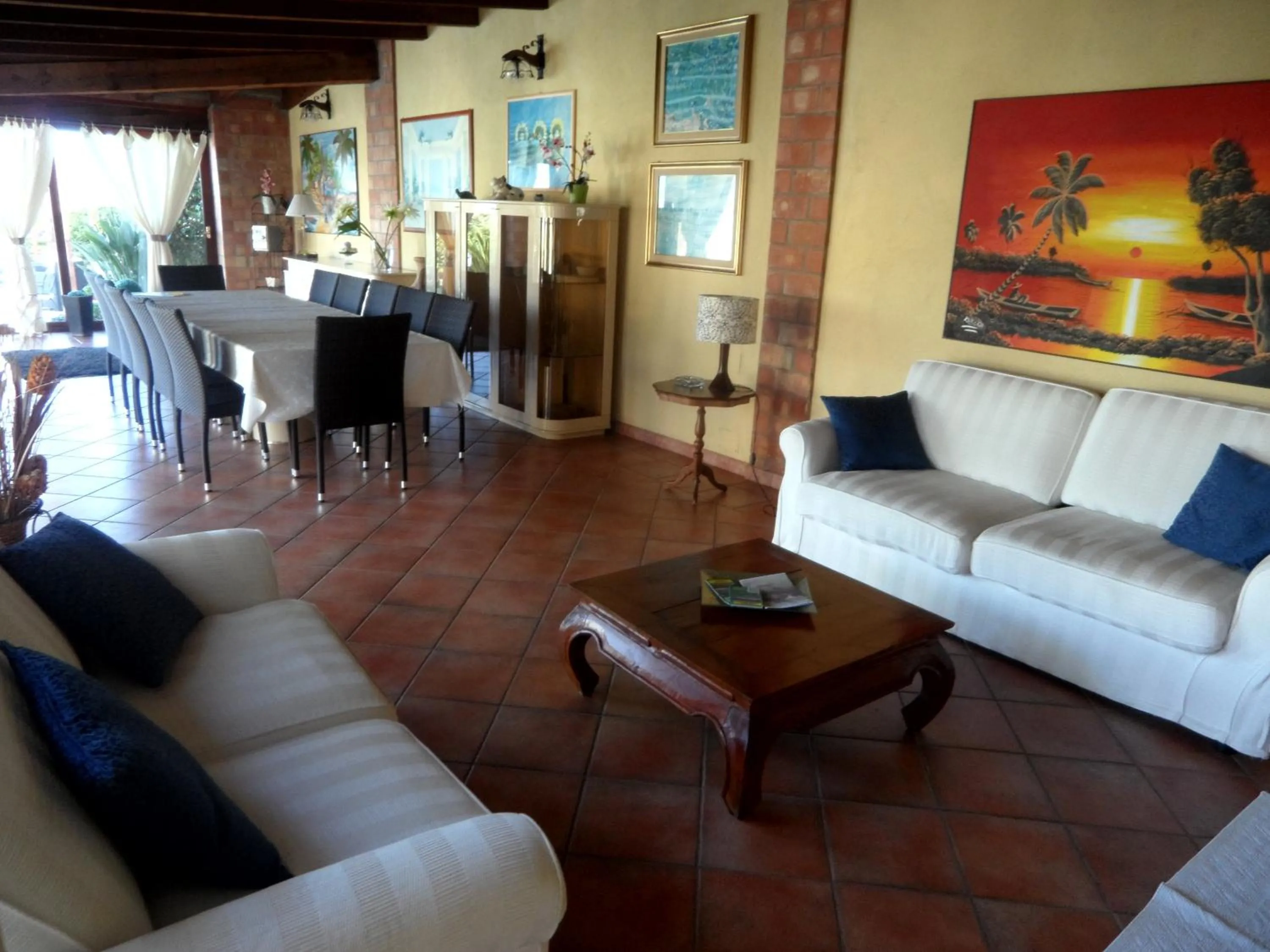 Dining area in Villa Graziosa