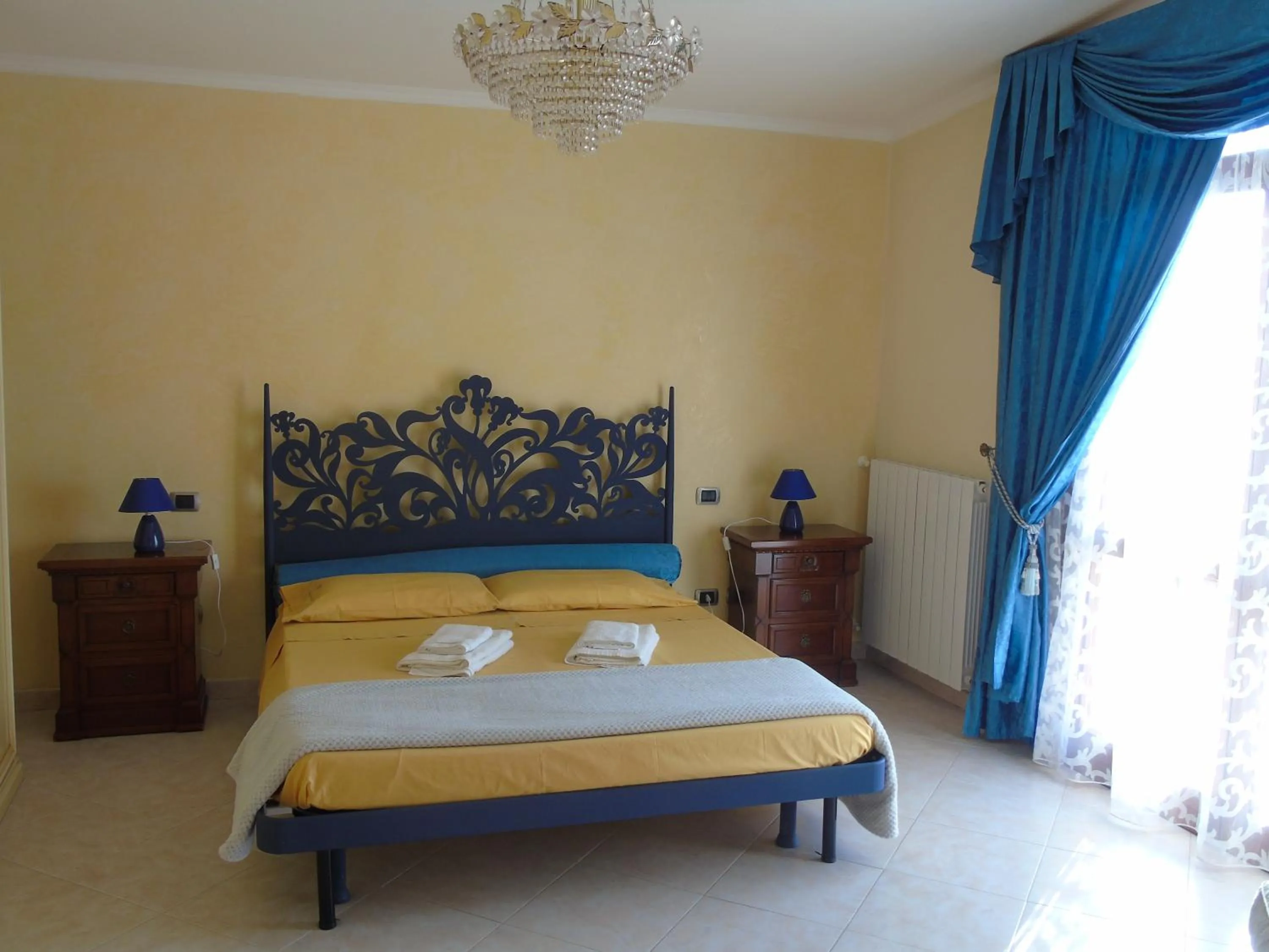 Bedroom, Bed in Villa Graziosa