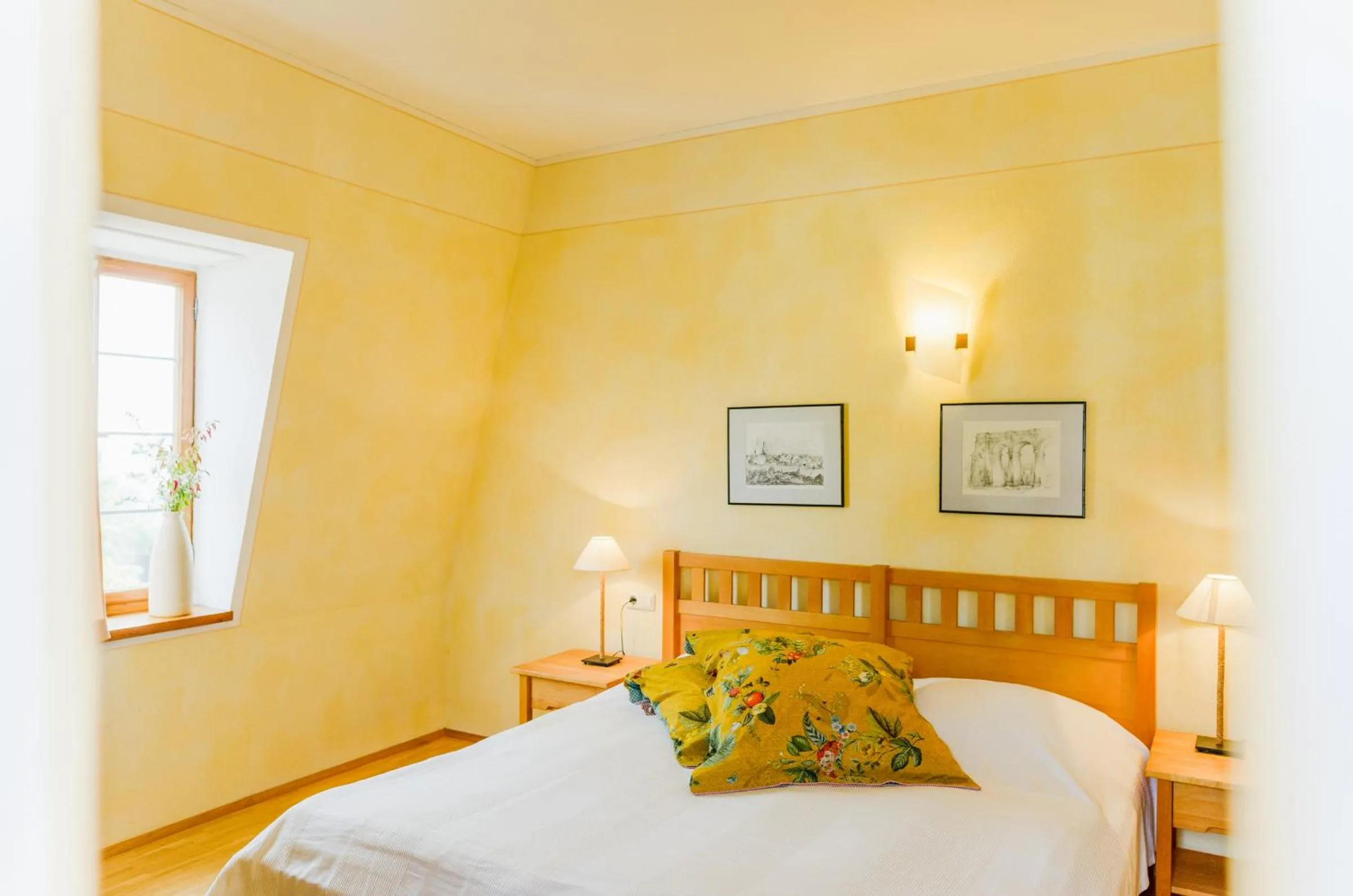 Bed in Hotel Kollektur