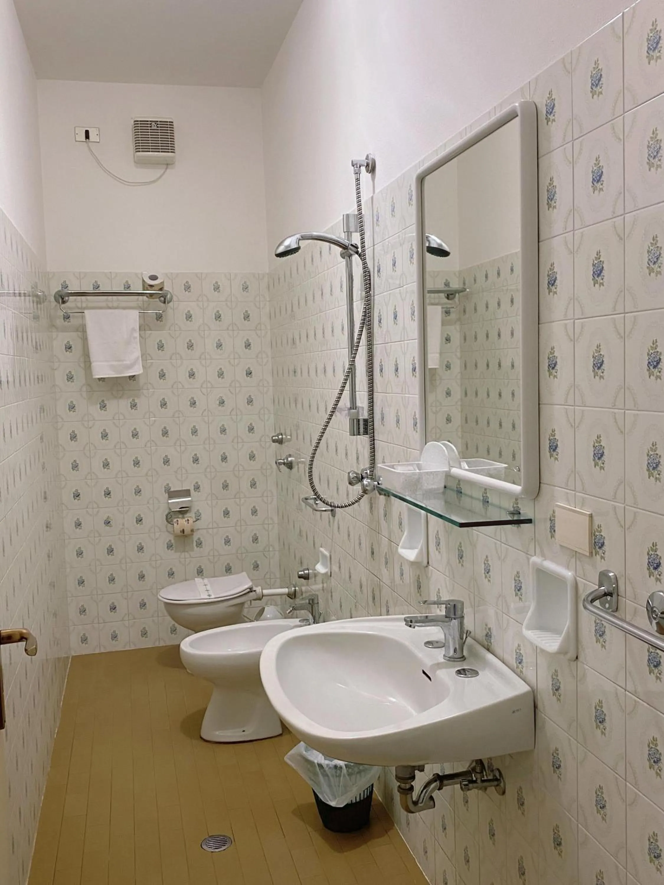 Bathroom in Hotel Residence Ponente