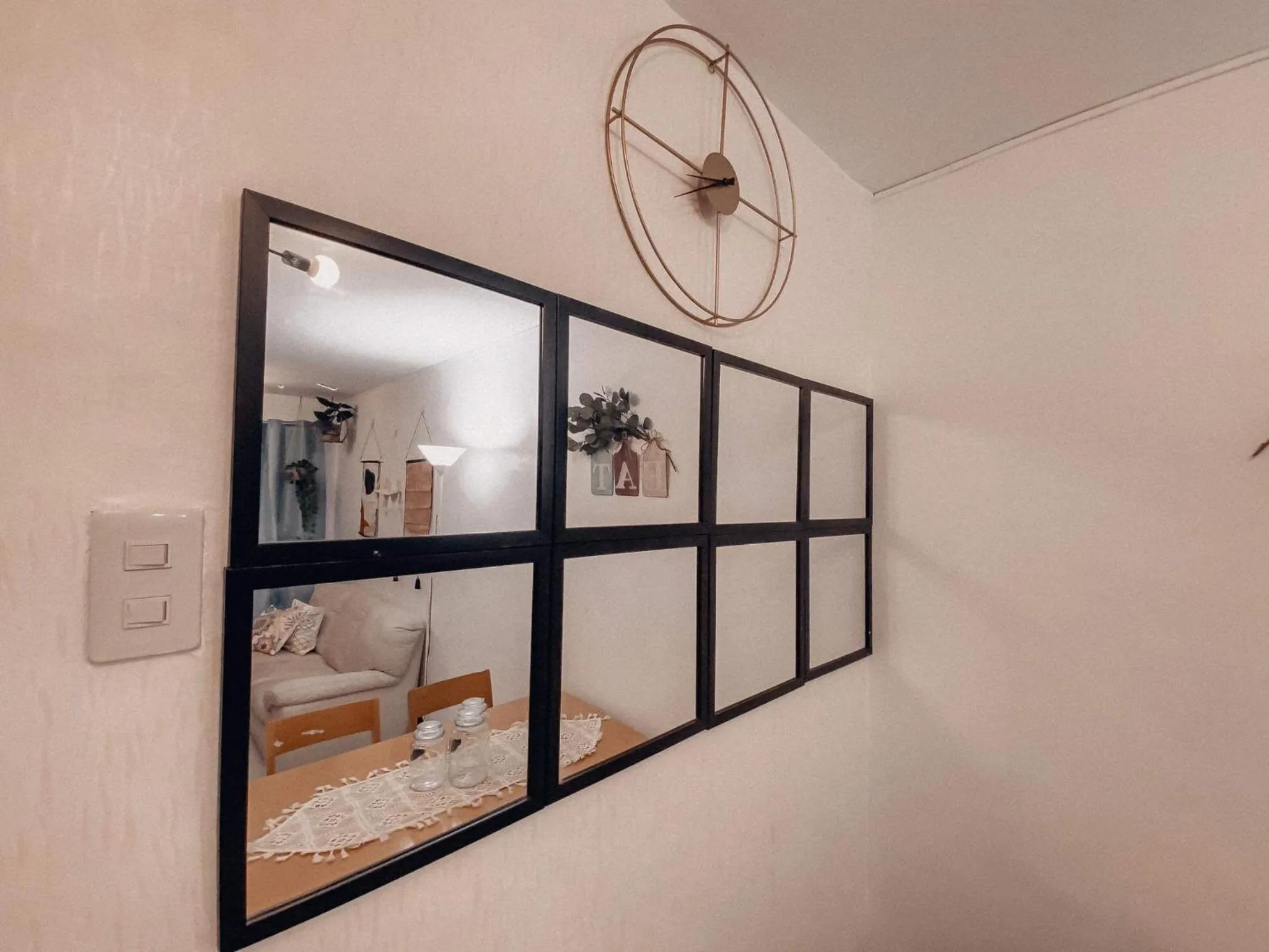 fireplace in Cozy Themed 2BR TownHouse - near Clark Airport - TRP1