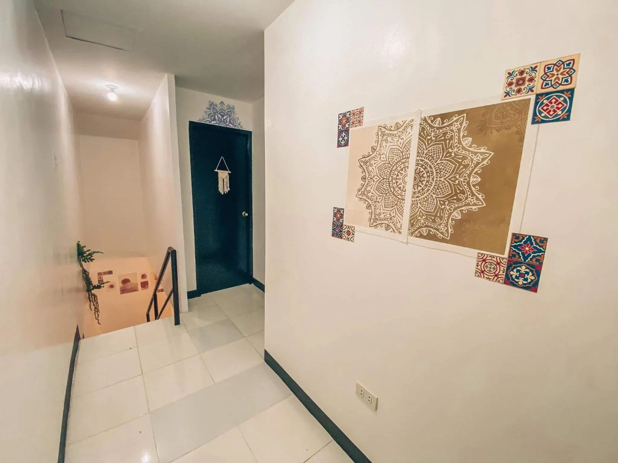 Decorative detail in Cozy Themed 2BR TownHouse - near Clark Airport - TRP1