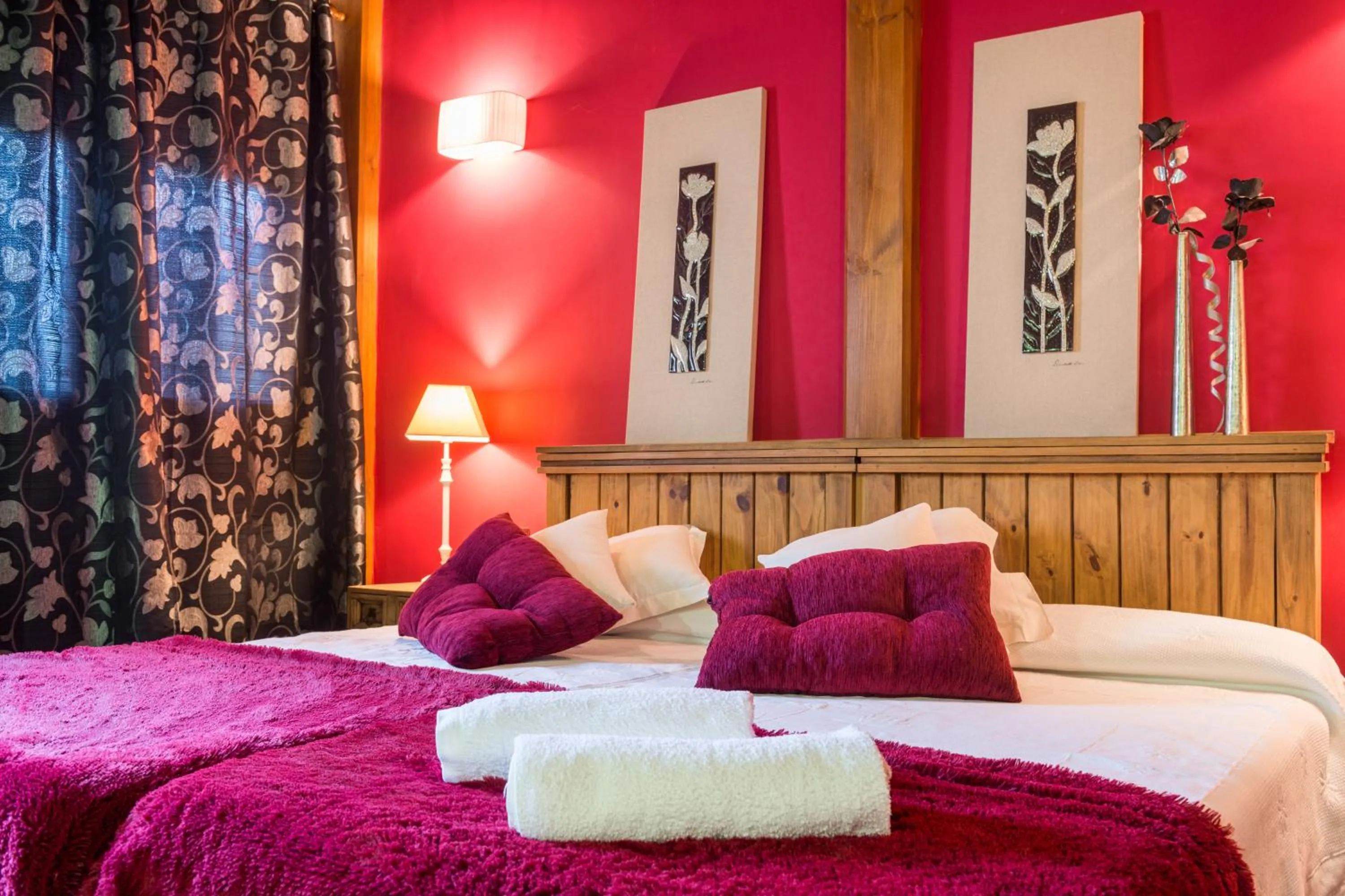 Bedroom, Bed in Hostal Restaurante Rijujama