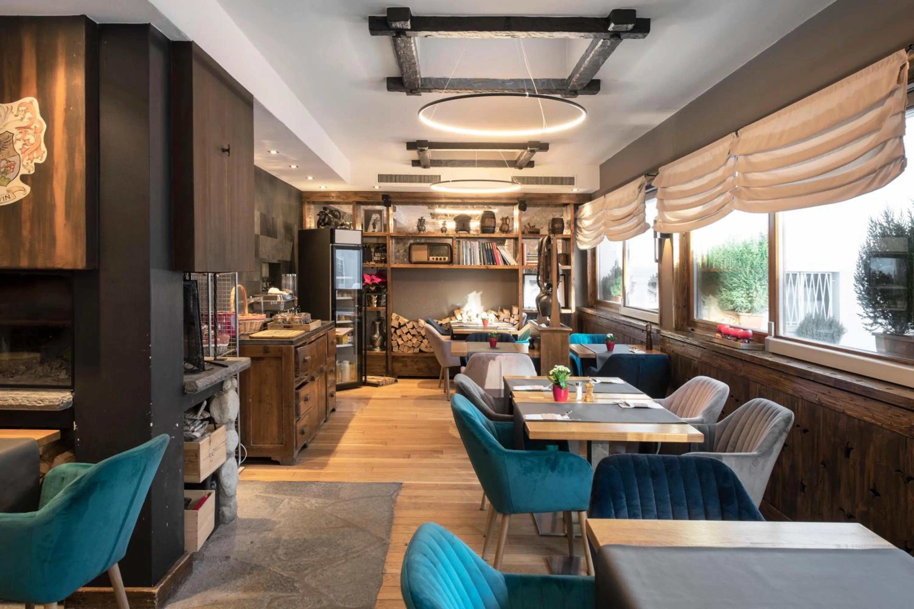 Breakfast in Hotel Olympic - Montana Center