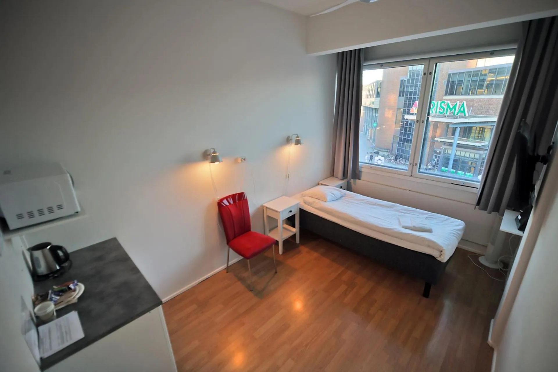 Bedroom, Bed in Hotelli Kerava