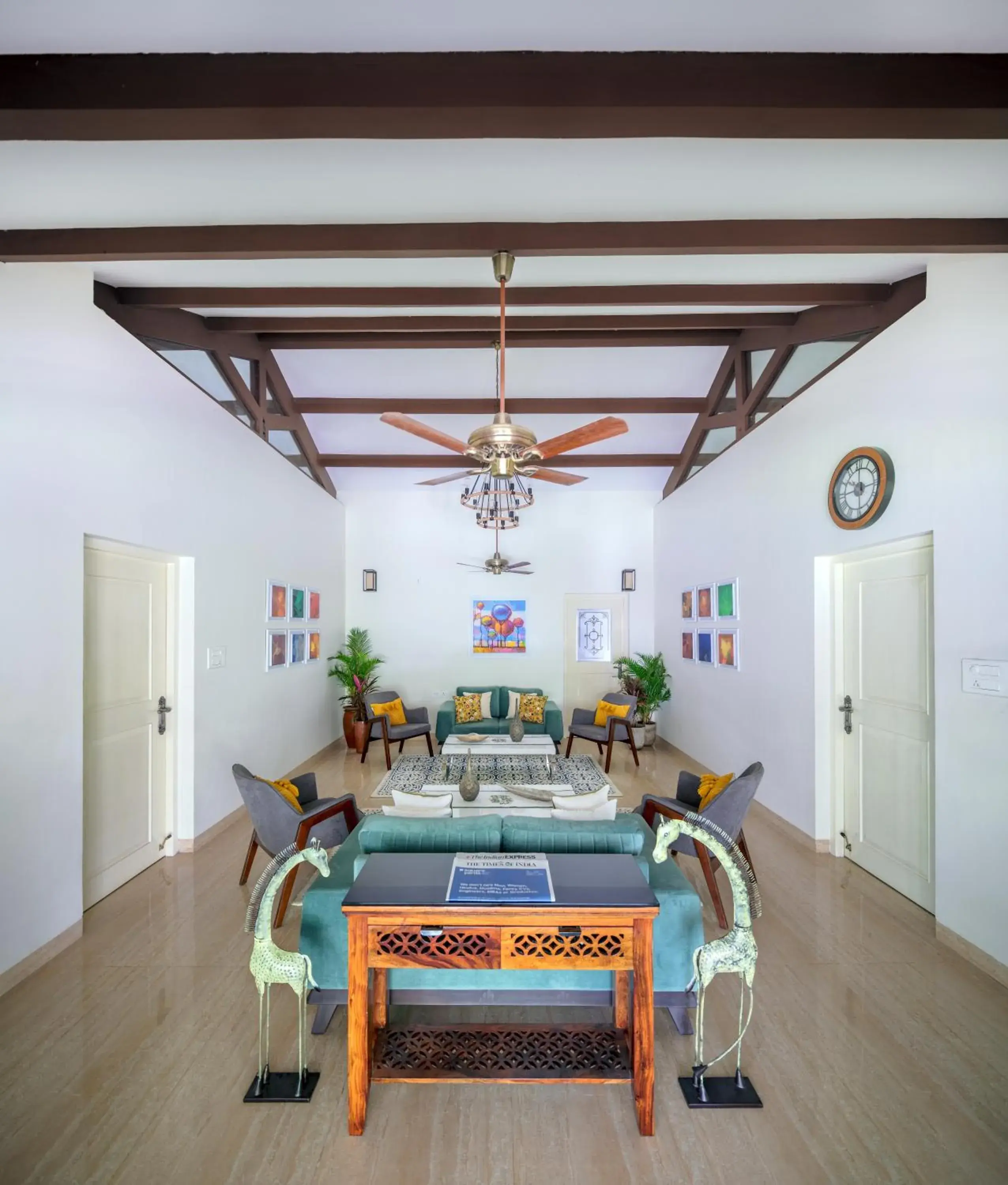 Living room in amã Stays & Sluice House Lonavala Living room in amã Stays & Sluice House Lonavala