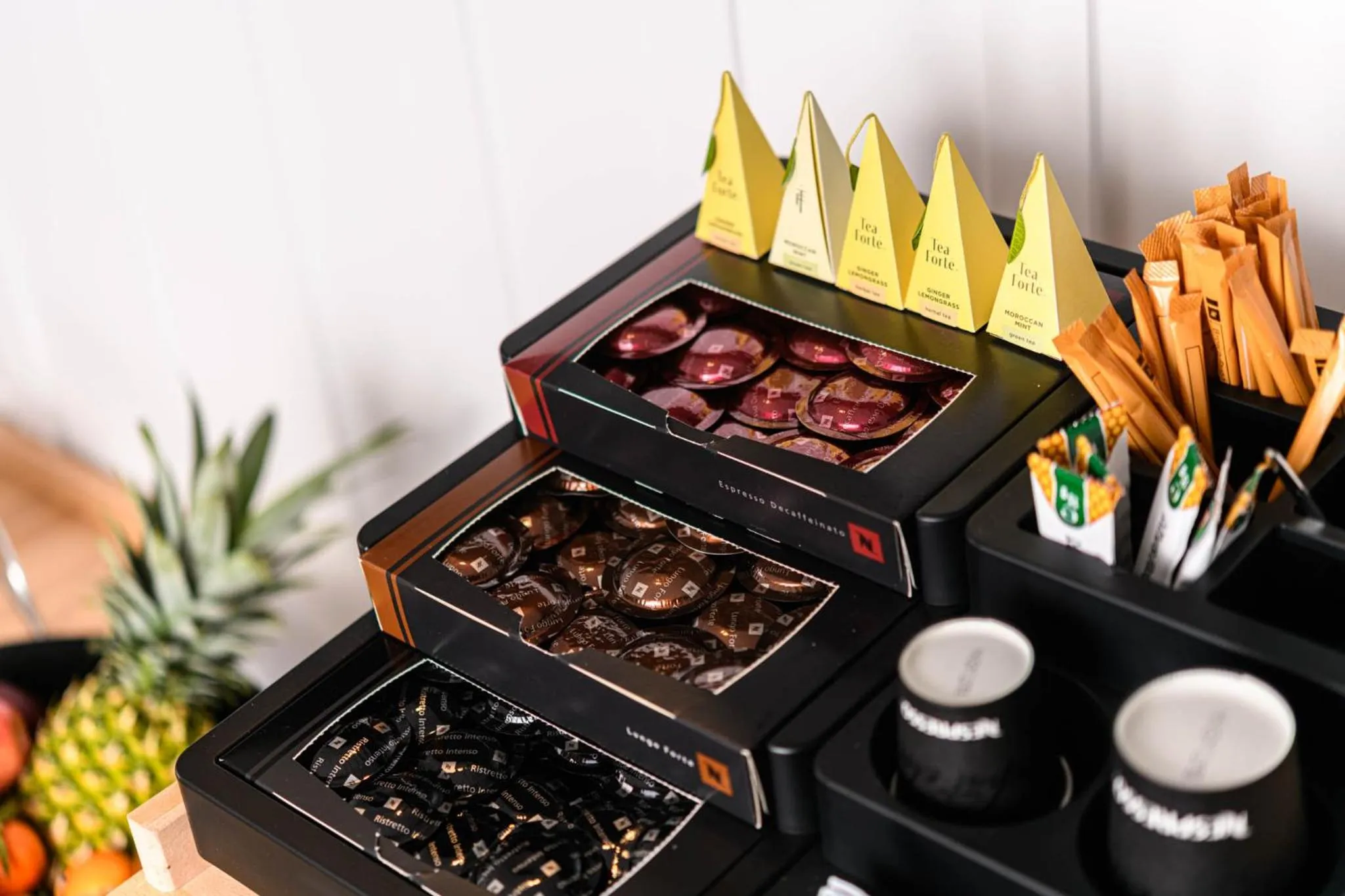 Restaurant/places to eat in HOTEL BOUTIQUE DONNA ANNA