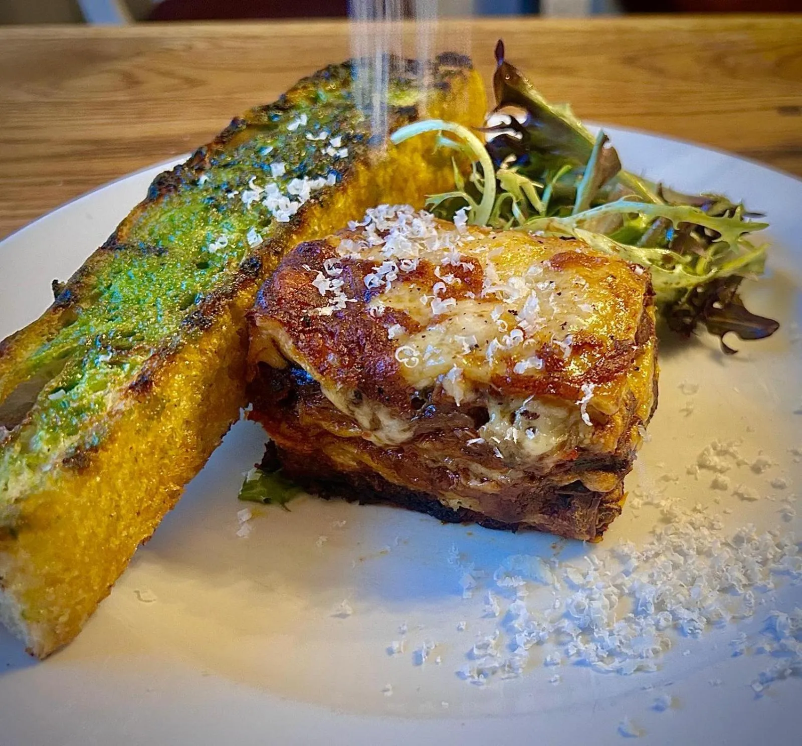 Food and drinks in Three Tuns Ashwell