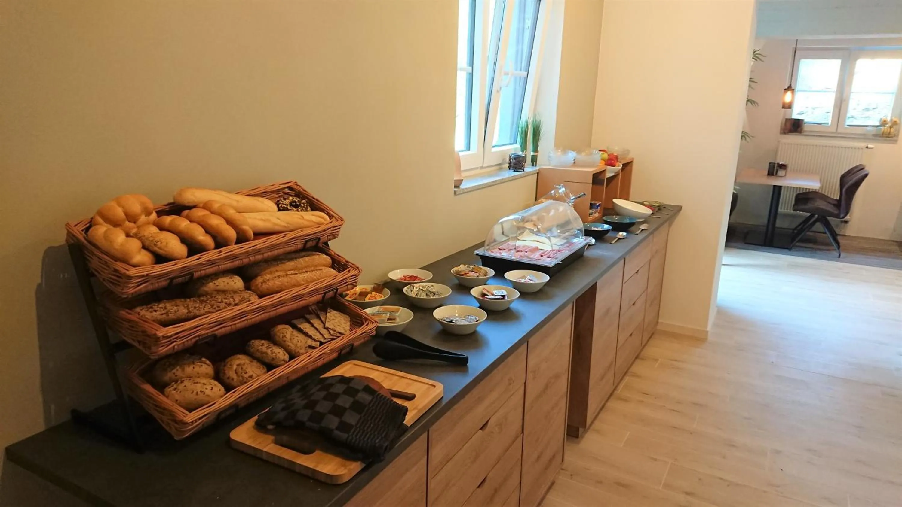 Breakfast in Rock-inn