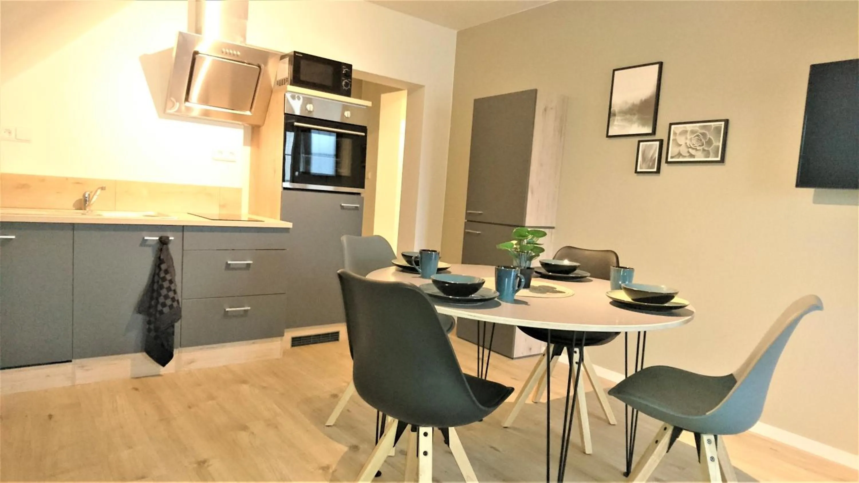 Dining area in Rock-inn