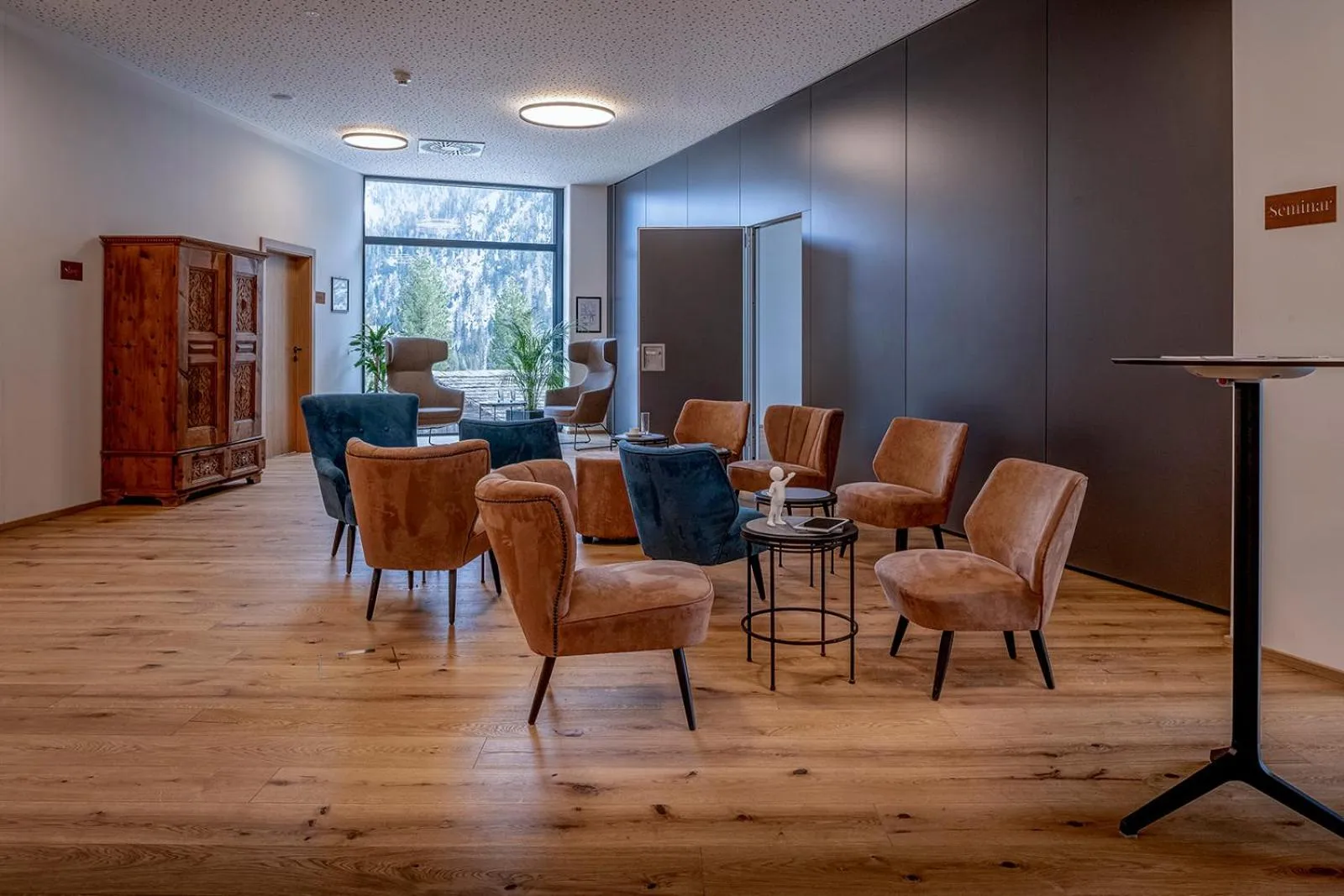 Seating area in Das Unterrain Lifestyle Hotel