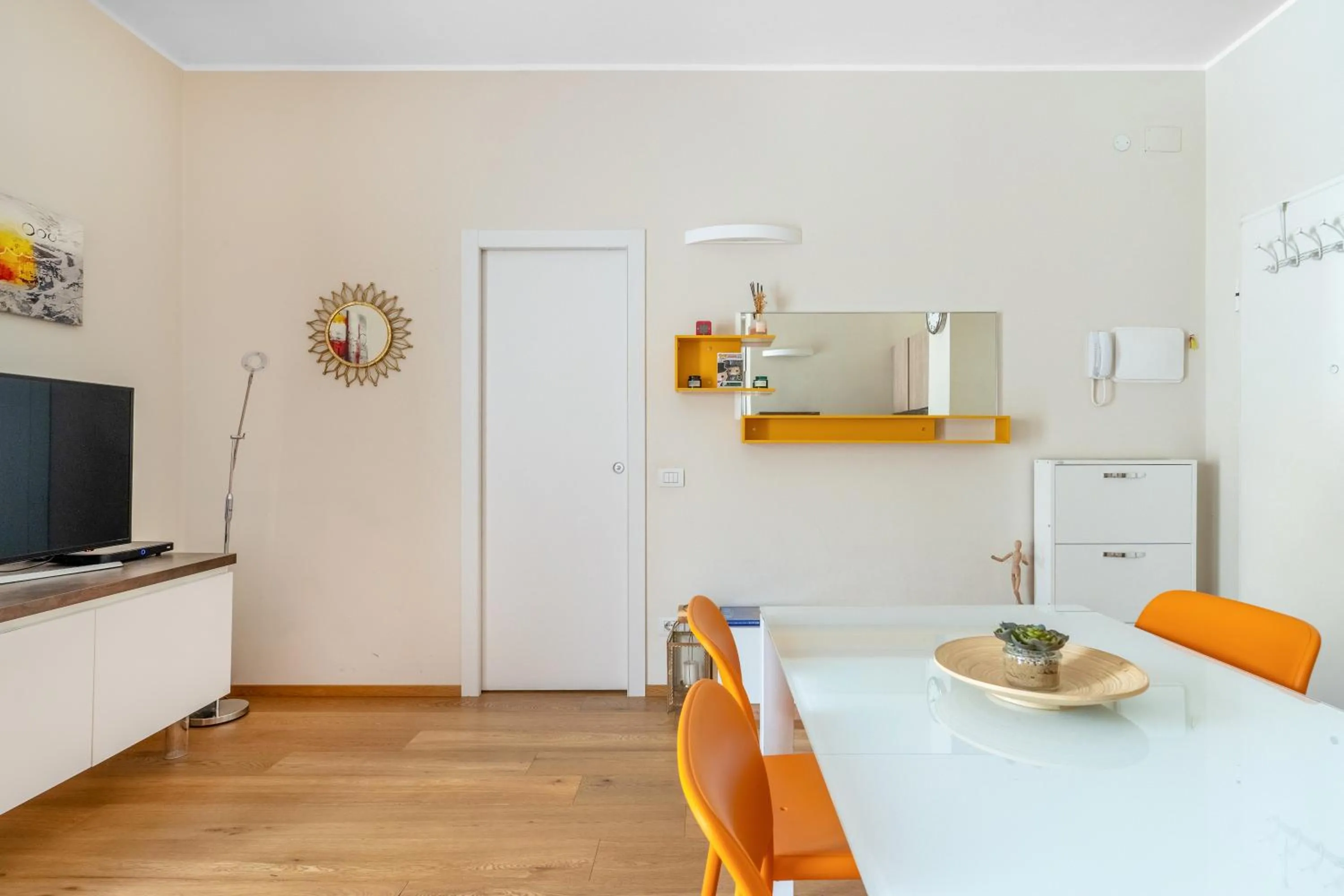 Easy Isola Apartment