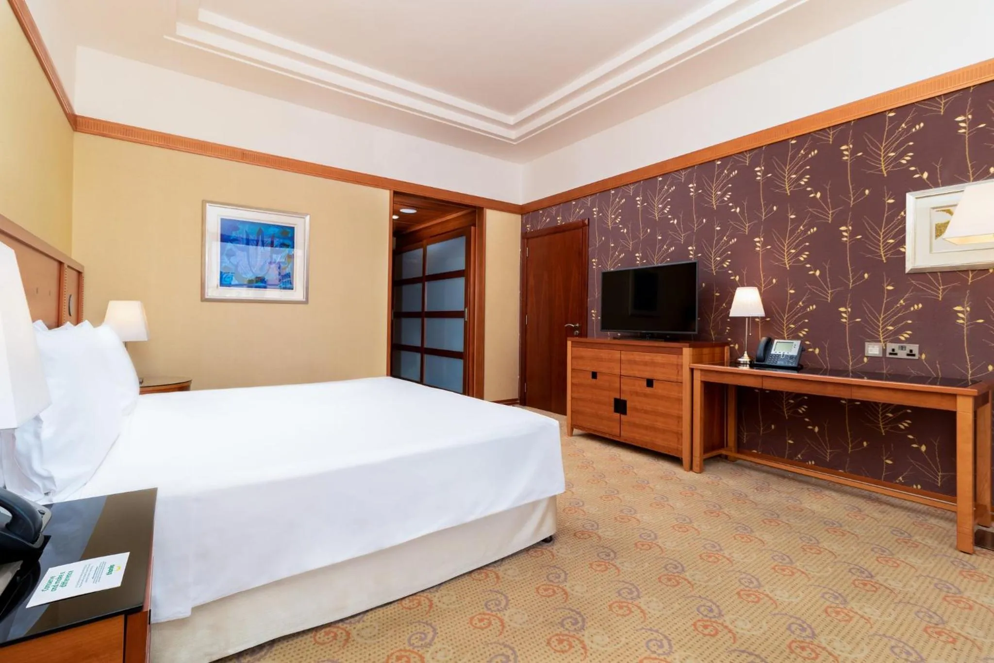 Photo of the whole room, Bed in Holiday Inn Kuwait by IHG