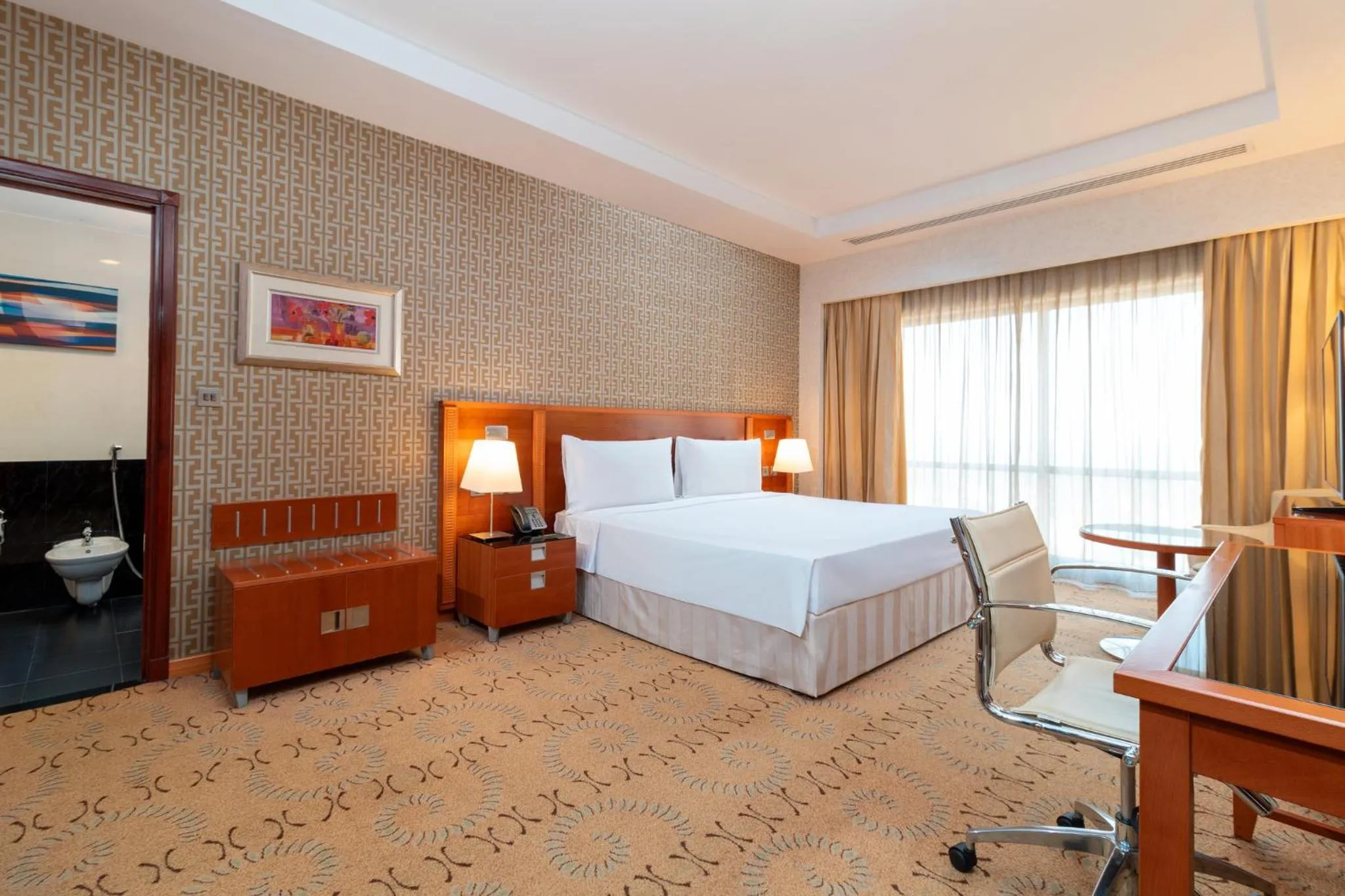 Photo of the whole room, Bed in Holiday Inn Kuwait by IHG