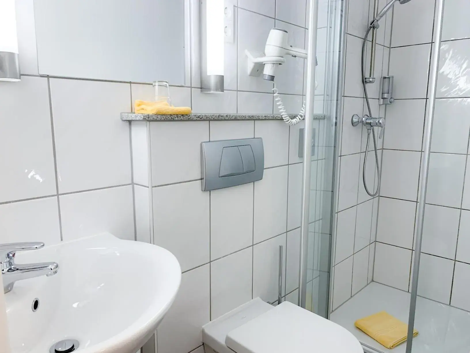 Economy Single Room in Hotel Birkenhof Economy Single Room in Hotel Birkenhof