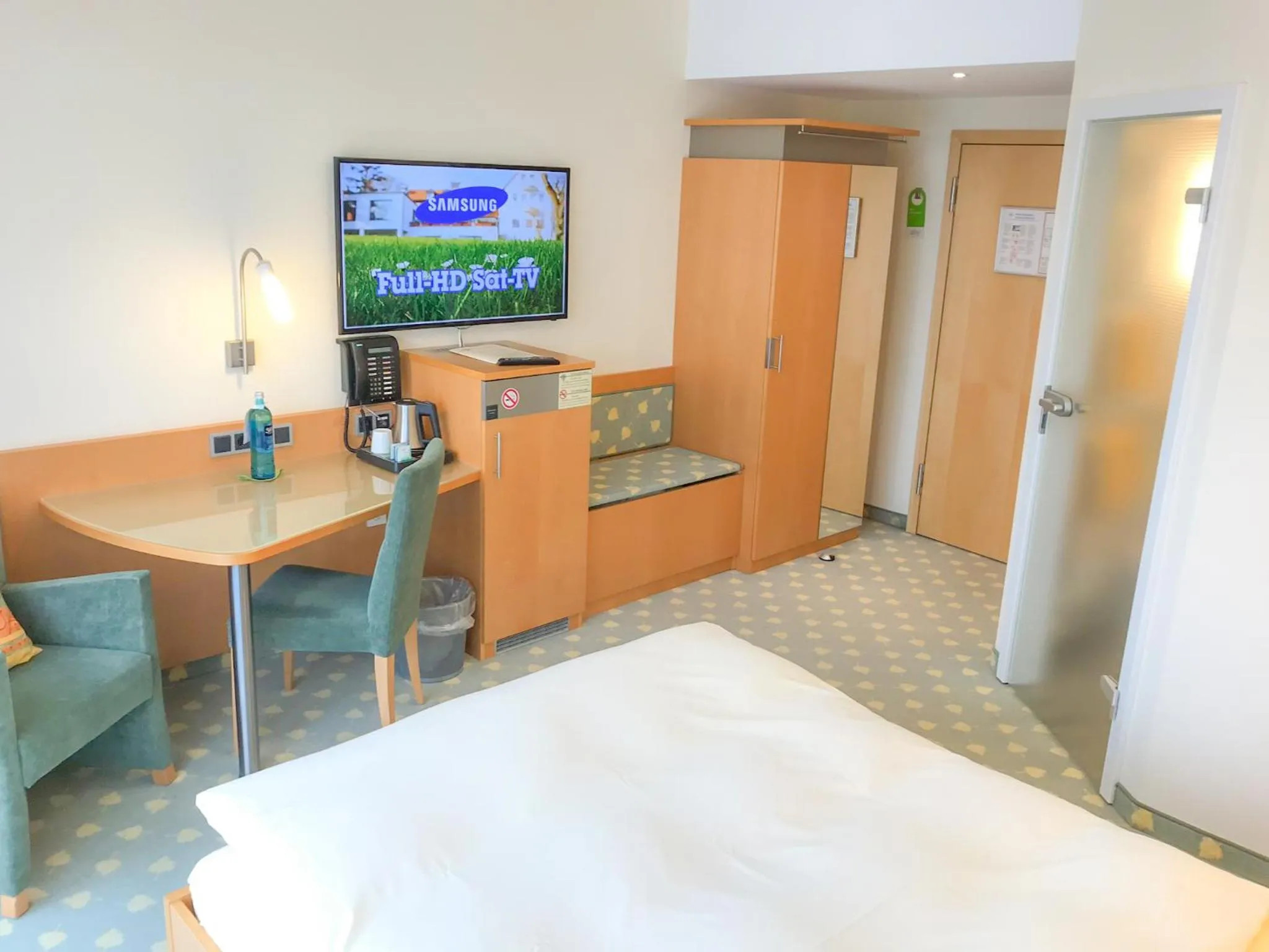 TV and multimedia, Bed in Hotel Birkenhof