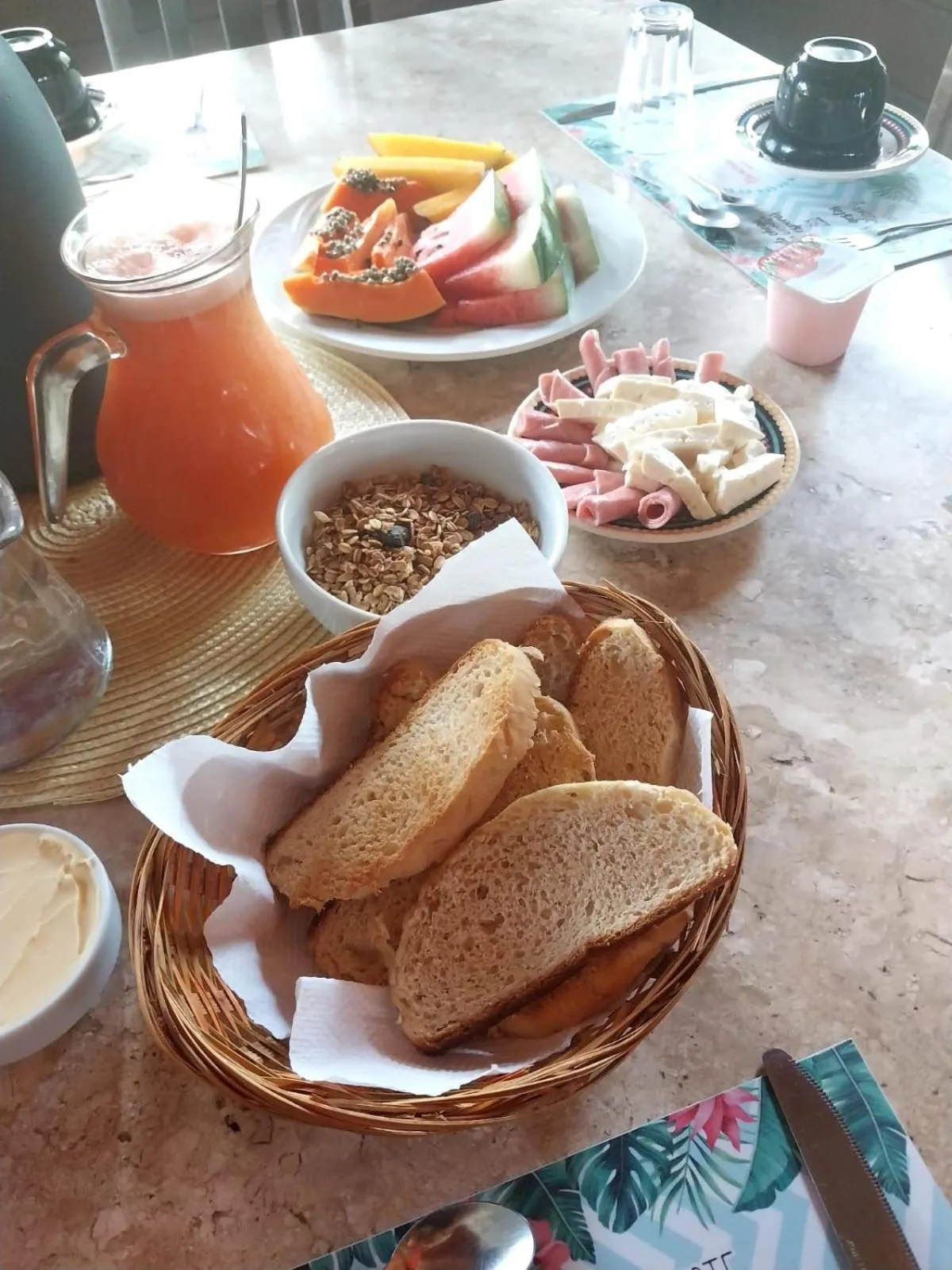 Breakfast in Namorada Brava Guest House