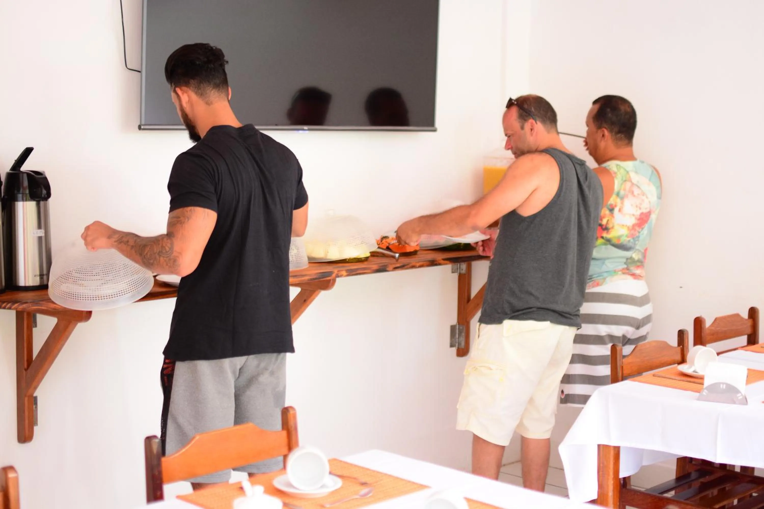 group of guests in Pousada e Restaurante Tia Lita