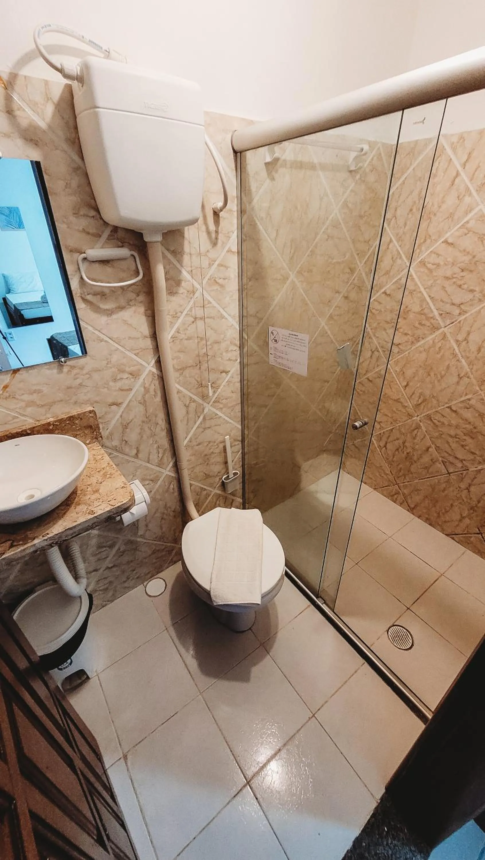 Shower in Pousada e Restaurante Tia Lita