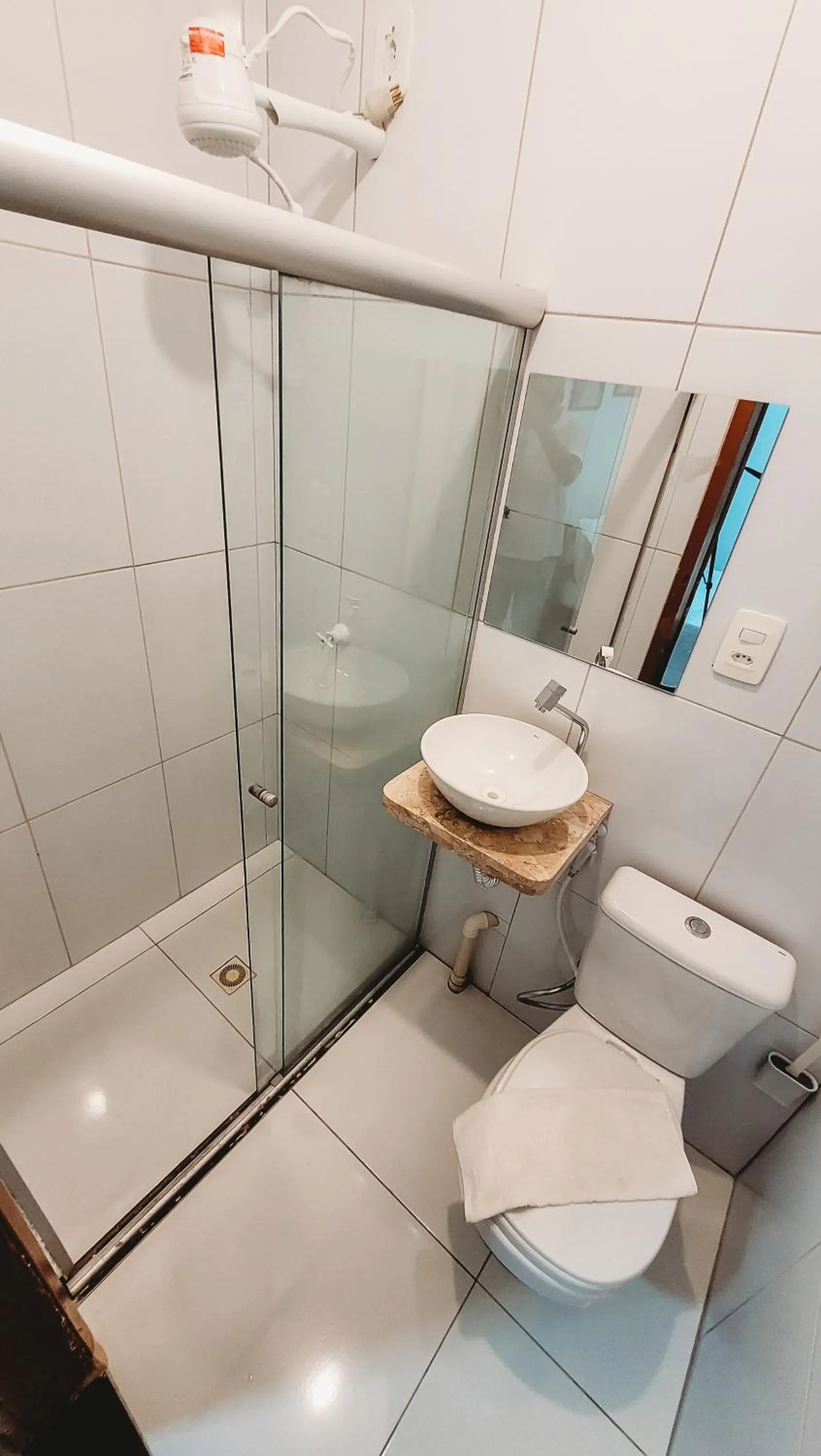 Shower in Pousada e Restaurante Tia Lita