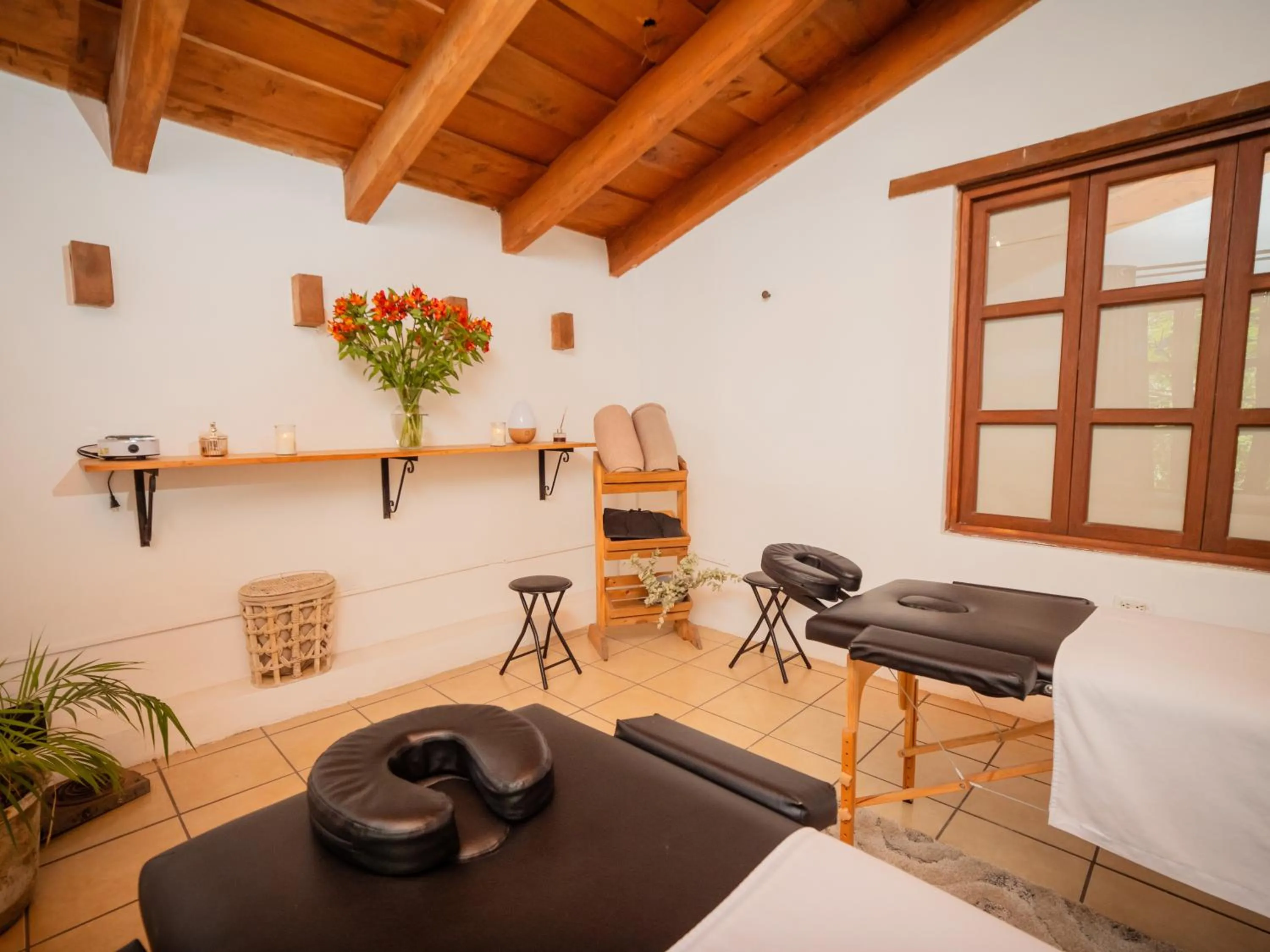Massage in Hotel Cacique Real