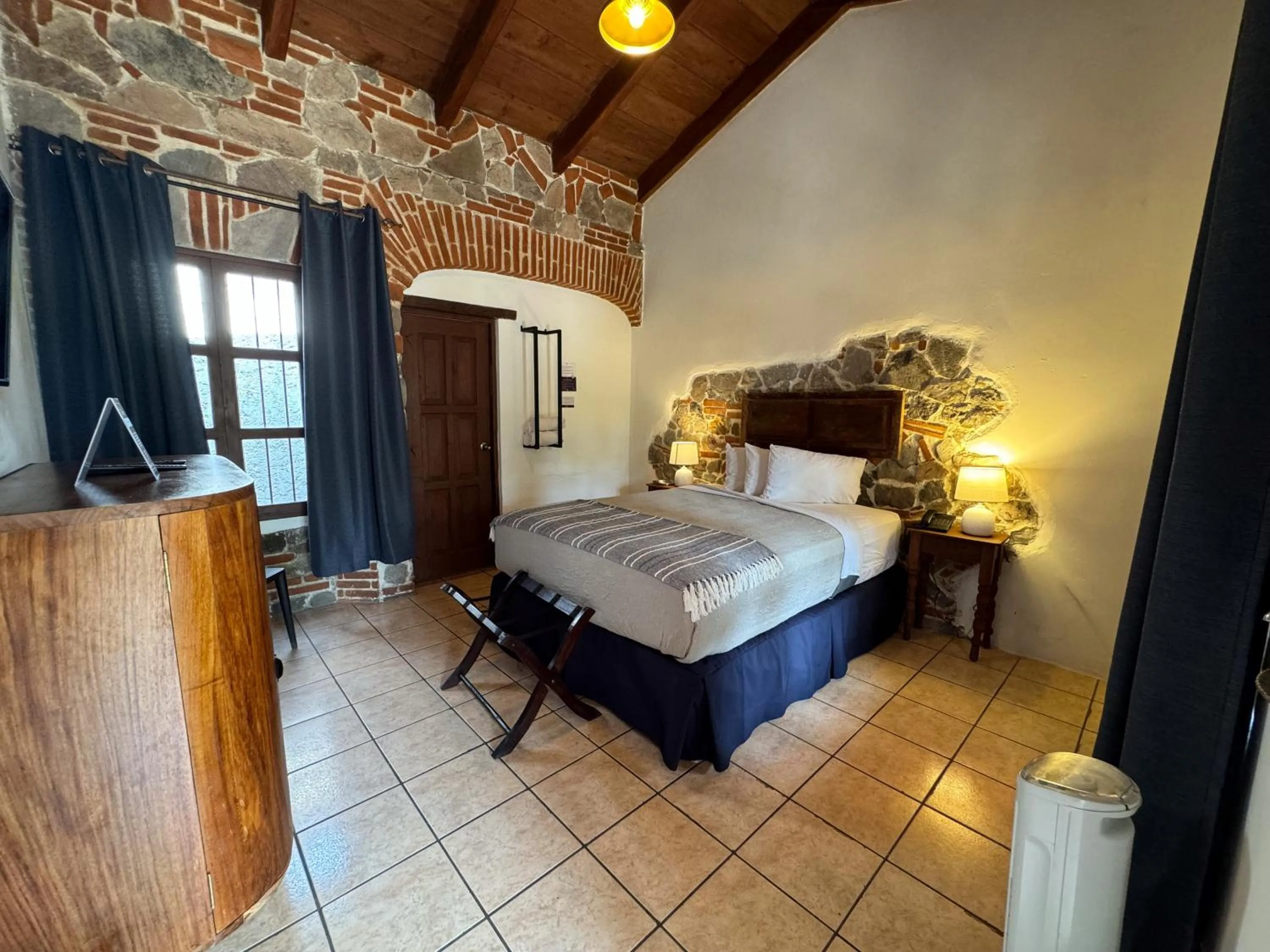 Bed in Hotel Cacique Real
