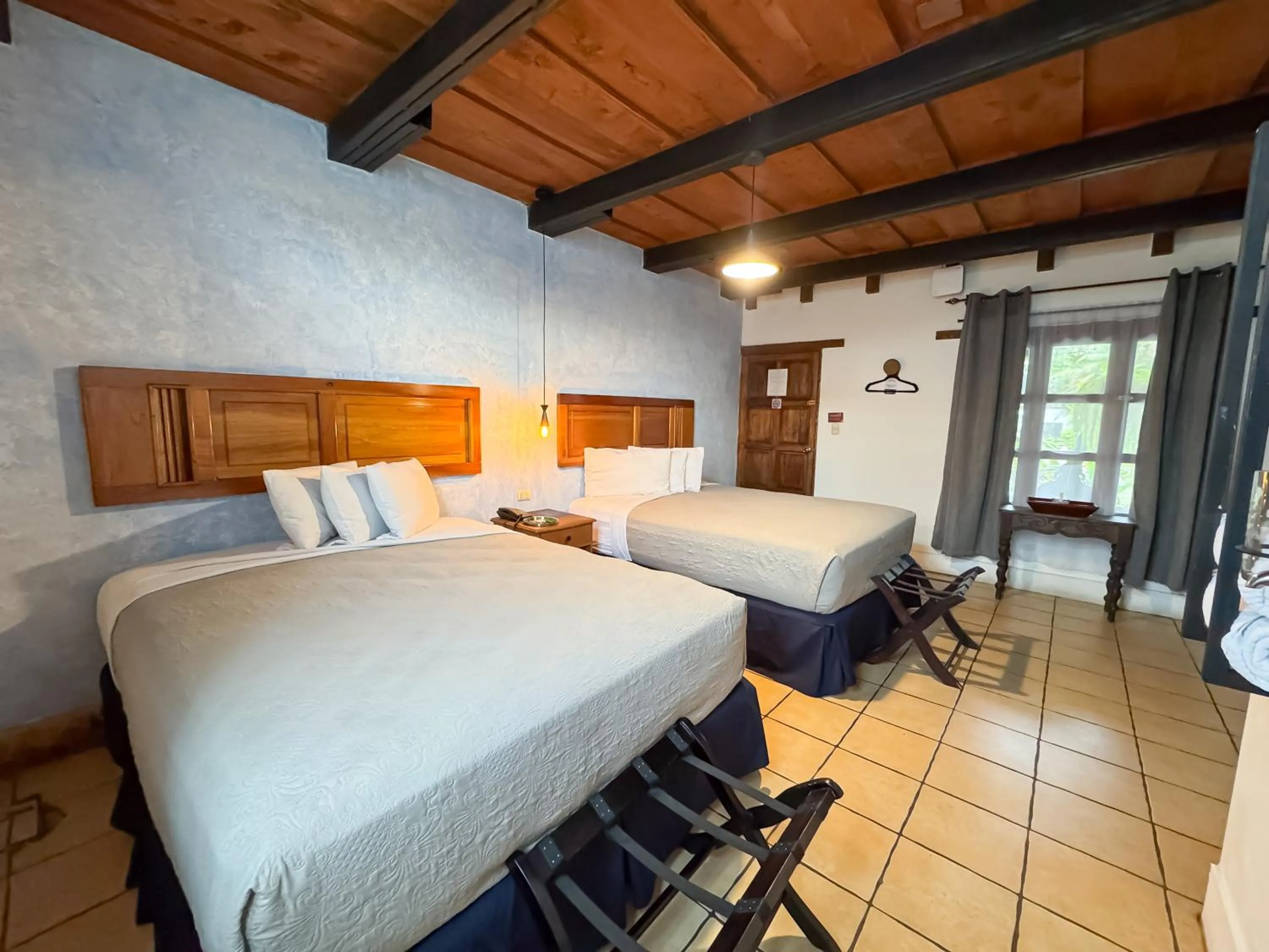 Bed in Hotel Cacique Real