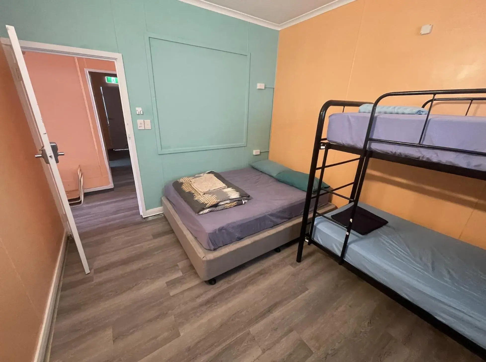 Budget Double Room (18+) in The Cozy Hostel - Motel Budget Double Room (18+) in The Cozy Hostel - Motel