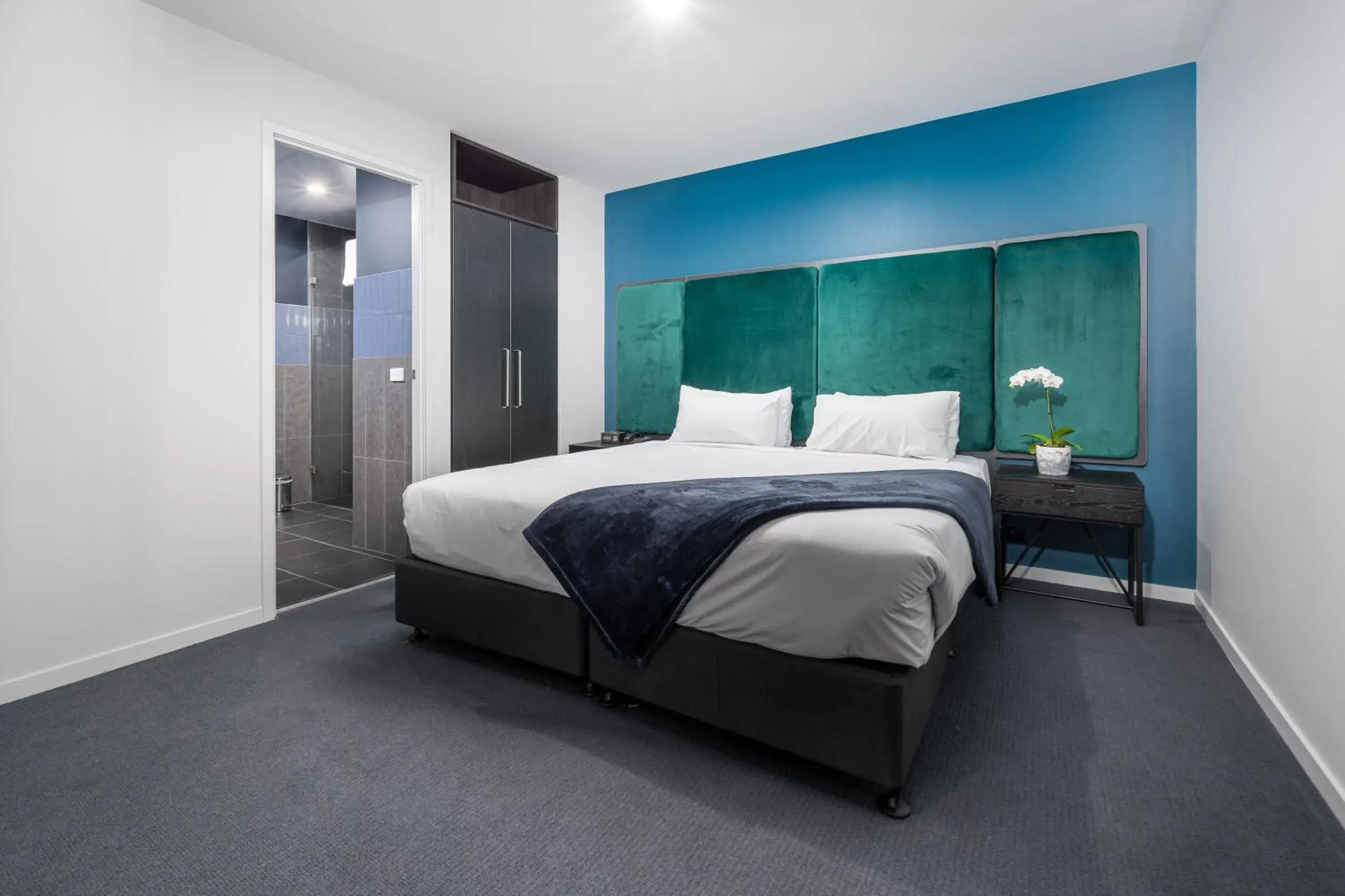 One Bedroom Apartment in Oros Hotel and Apartments One Bedroom Apartment in Oros Hotel and Apartments