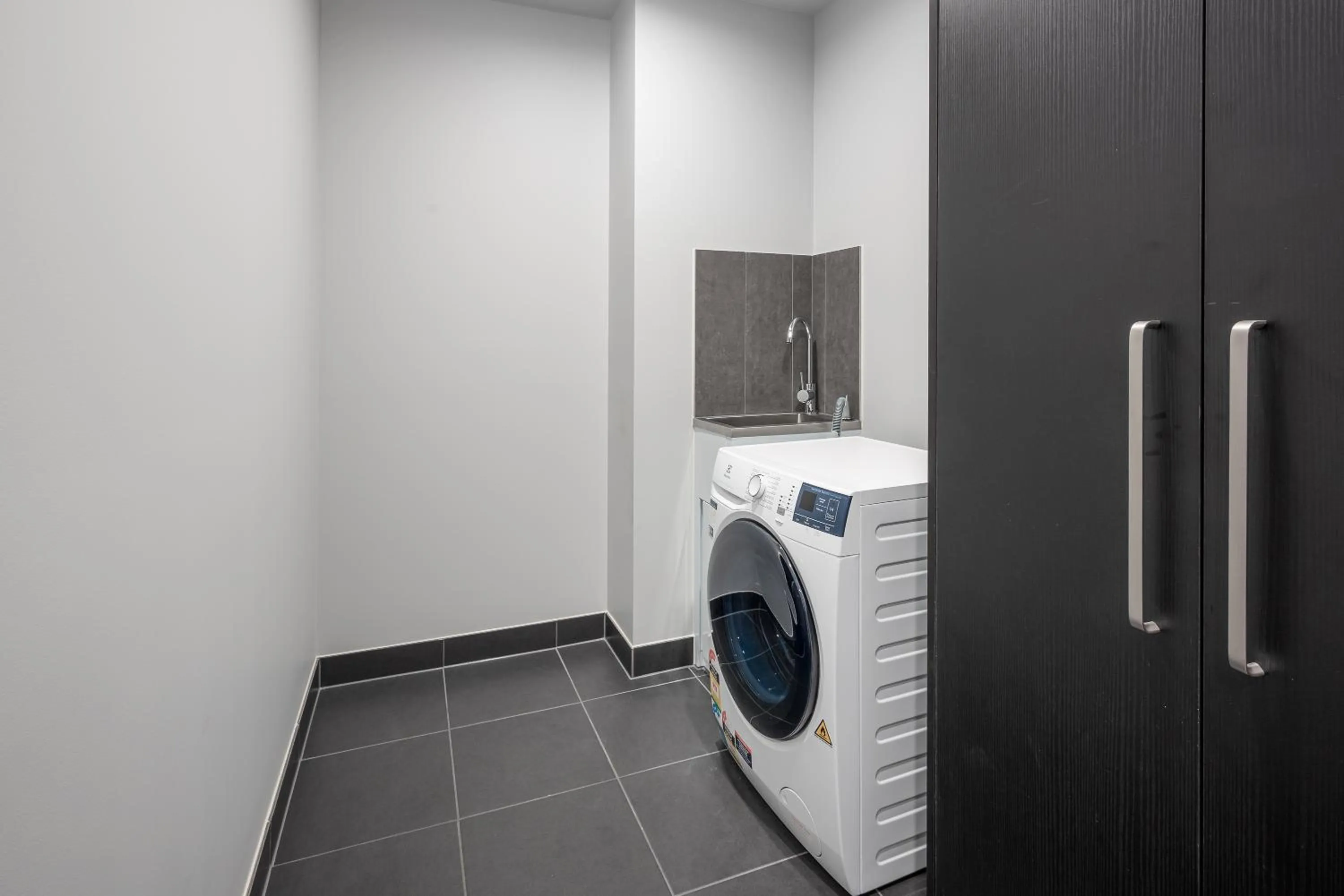 Area and facilities in Oros Hotel and Apartments