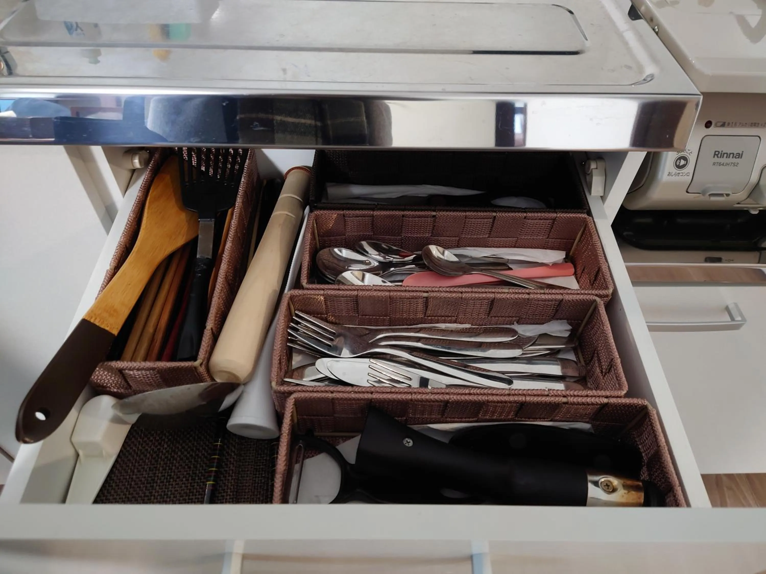 Kitchen or kitchenette in Maple Sumikawa #201