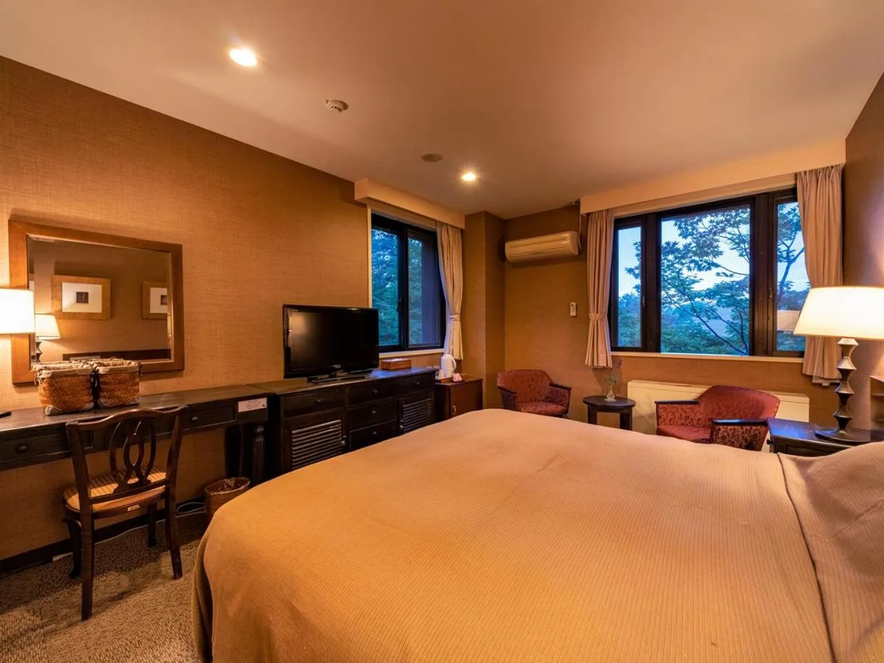 Photo of the whole room, Bed in Apikogen Mori no Hotel